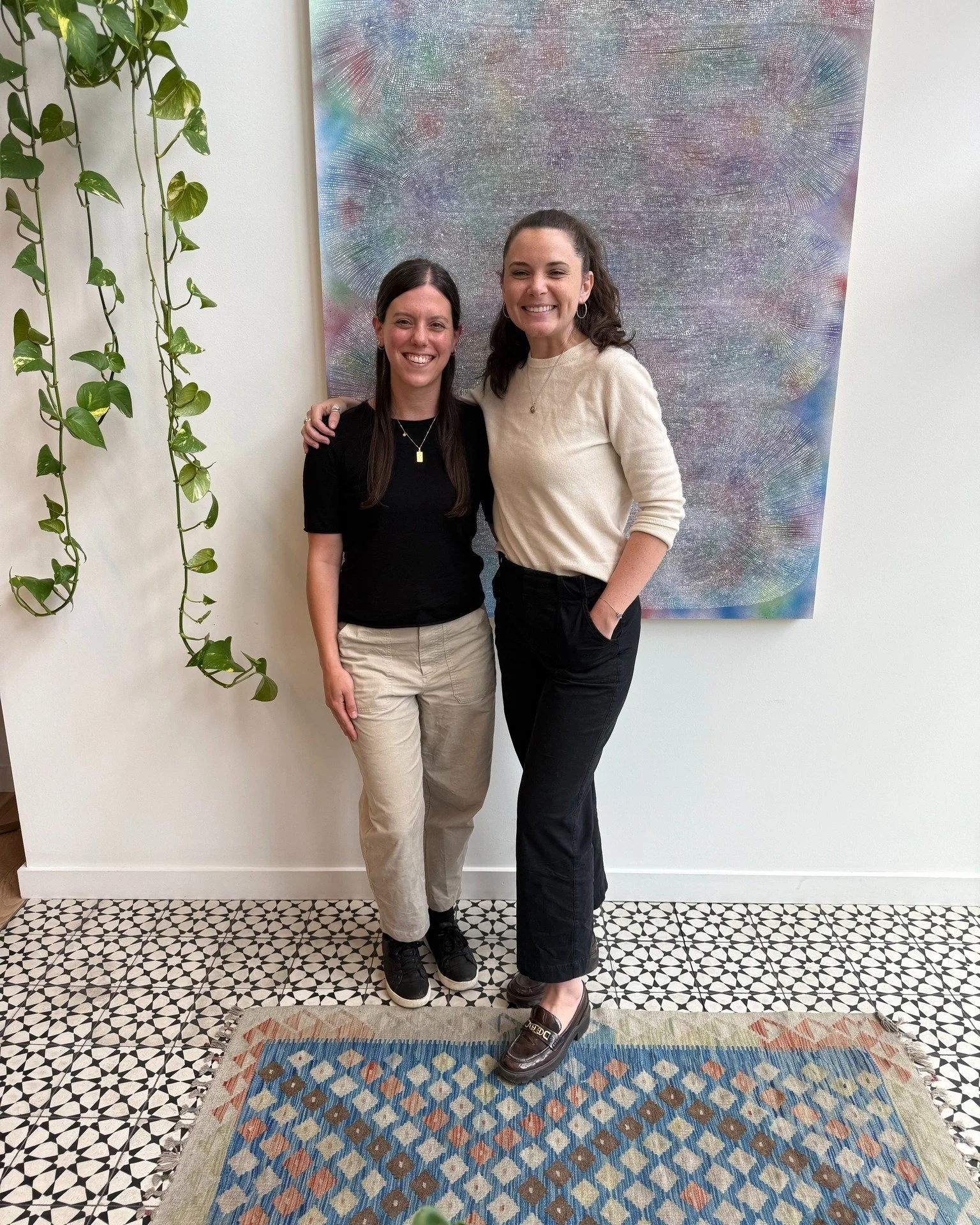 A big congrats to Kathleen! With 7 addresses in 12 years- it's no surprise as soon as she had her downpayment ready to go she sprung into action. Once approved by lender @atobin25, she and PHG agent Erin Dennison started the hunt! She wanted a finish