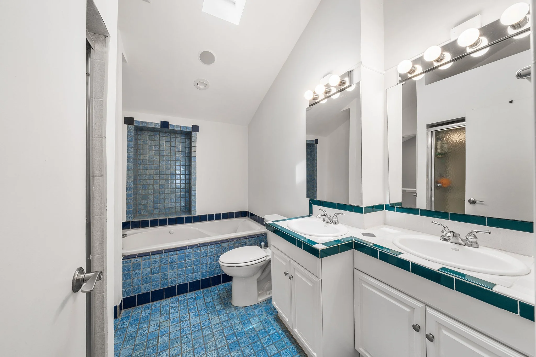 932 N Orianna St, Philadelphia, PA-38.jpg