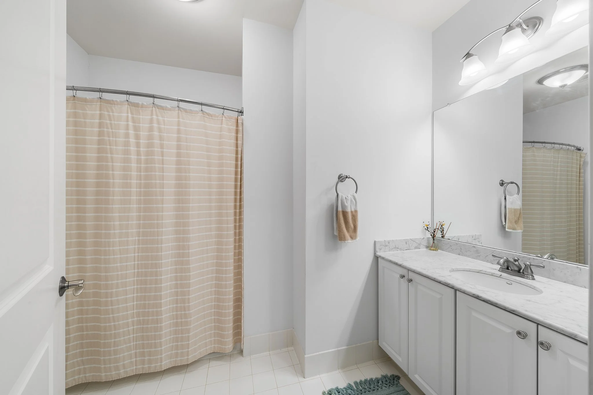 700 Commodore Ct Unit 2718 Philadelphia PA-30.jpg