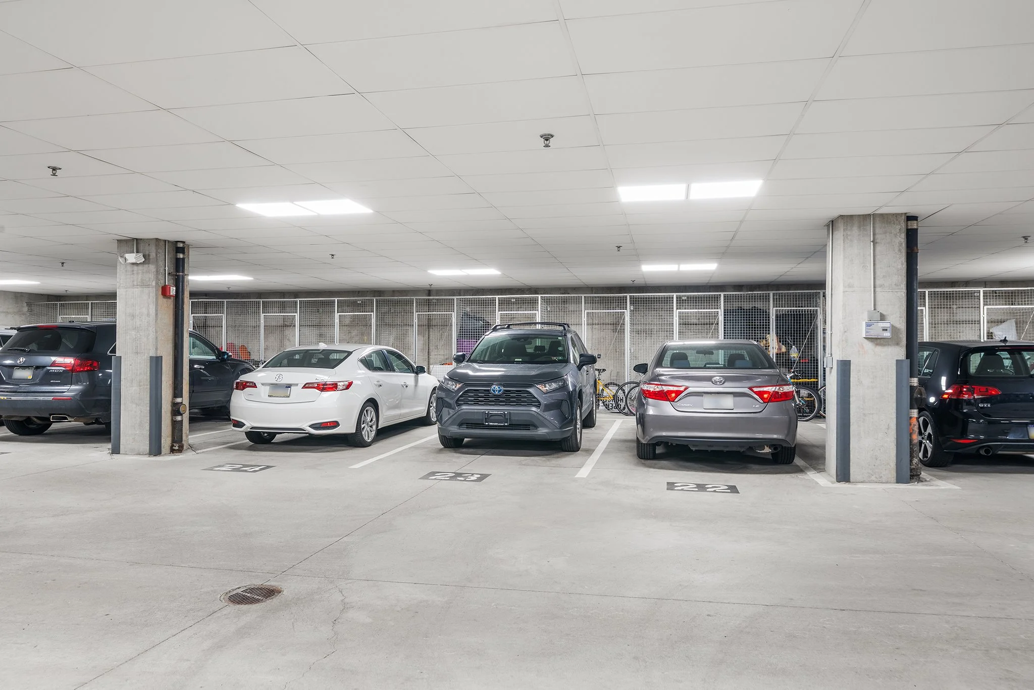 700 Commodore Ct Unit 2718 Philadelphia PA-34.jpg