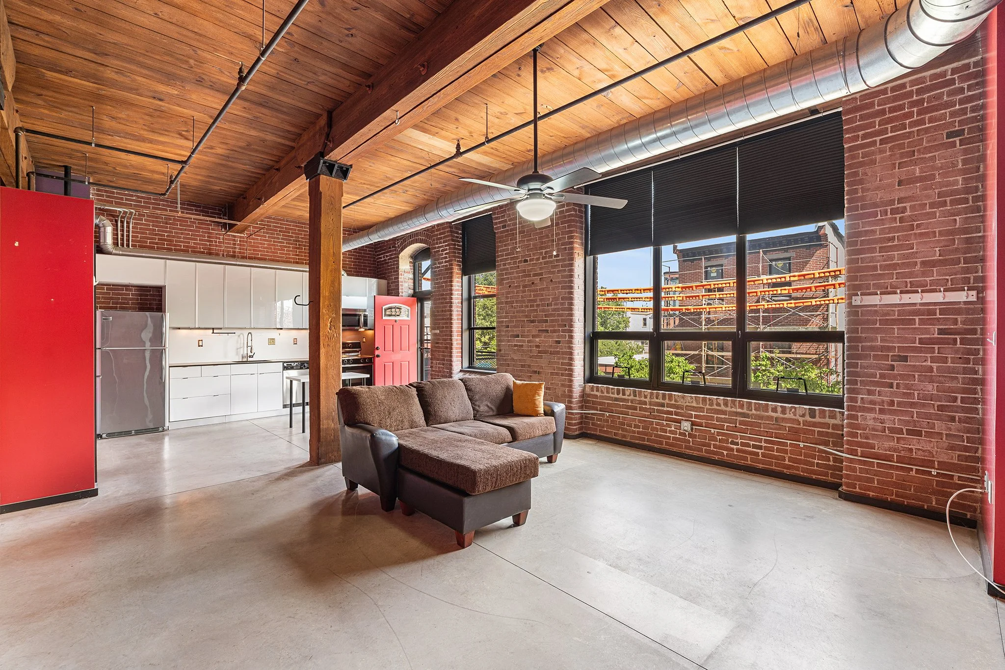 ✨FRESH PRICE and OPEN HOUSE✨ This Memphis Lofts loft (say that 3 times fast) got a new price! Soak in the sunshine in your large open living space then retreat for some quit time to one of the two big bedrooms. Sunday laundry day? No need to lug it t