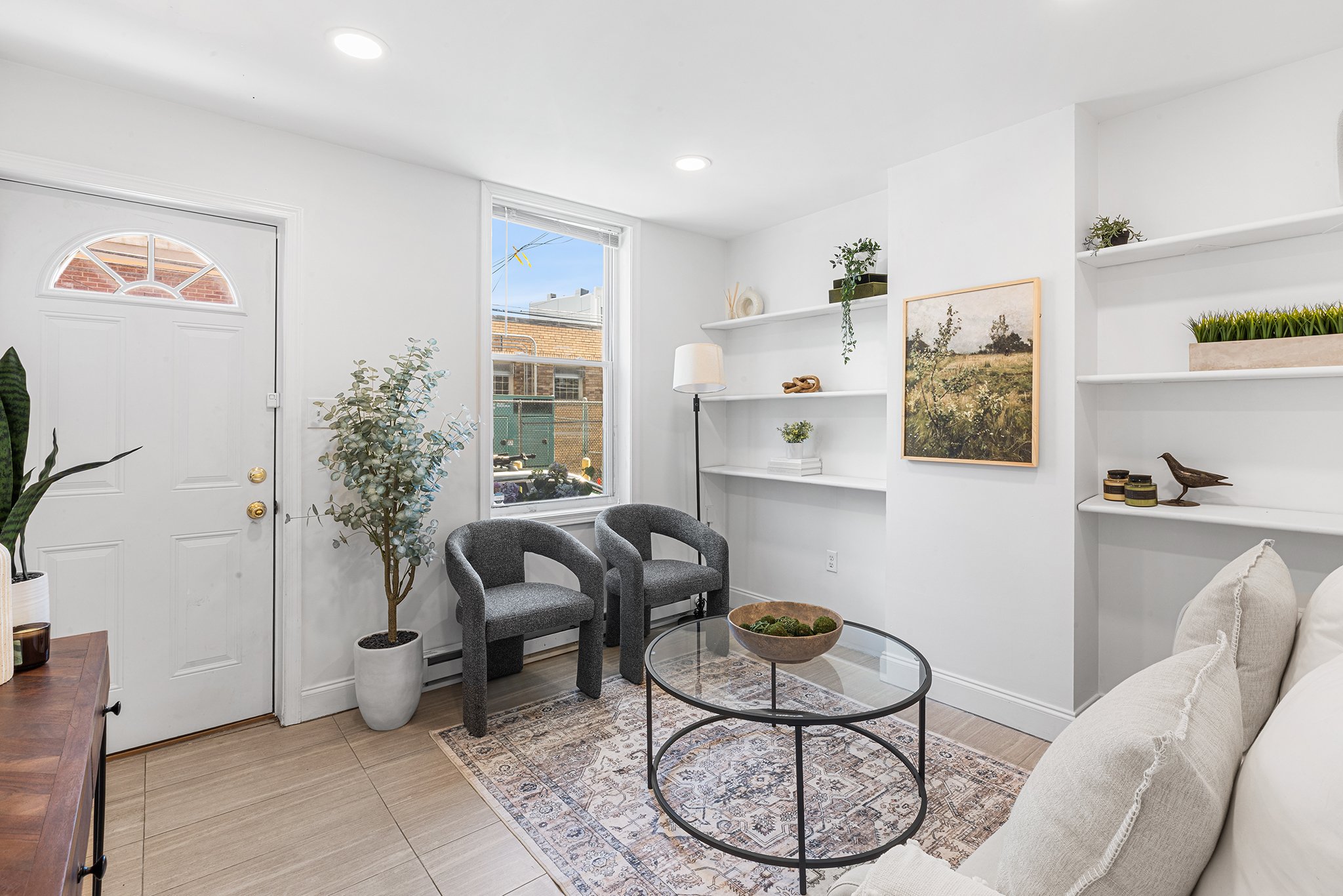 621 E Flora St. Philadelphia PA-05.jpg