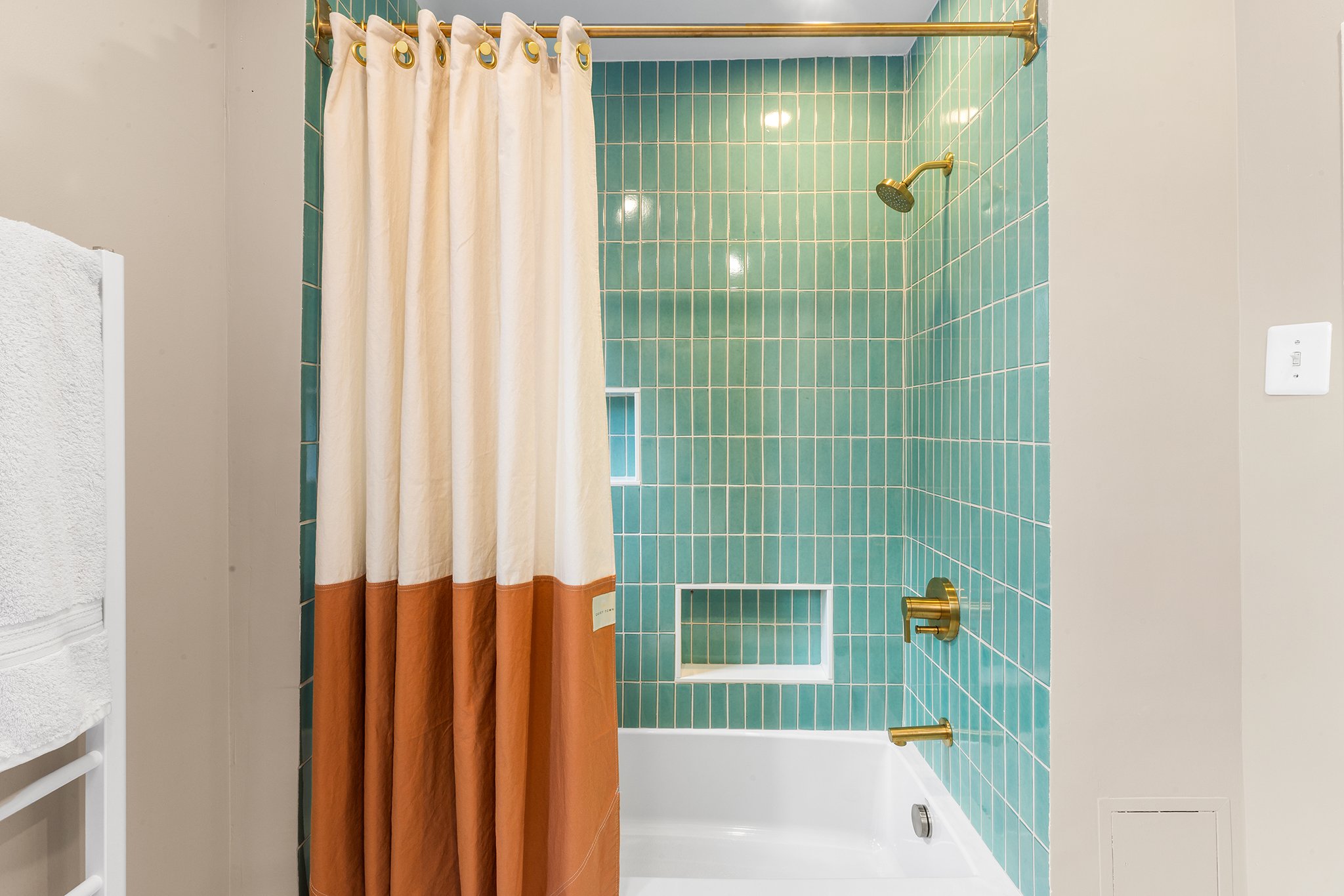 1610 Wharton St, Philadelphia, PA-19.jpg