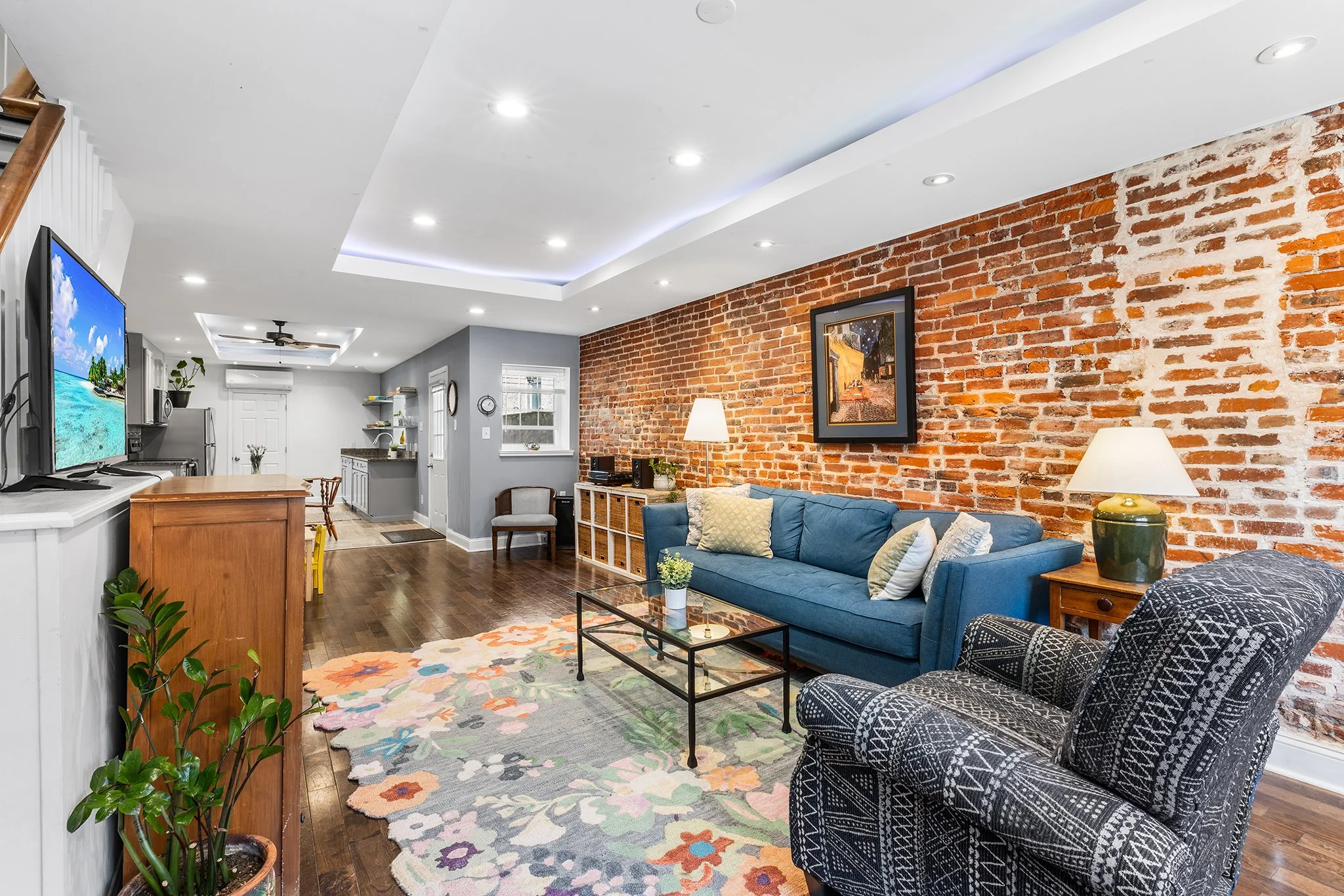1938 S 19th St Philadelphia PA-05.jpg