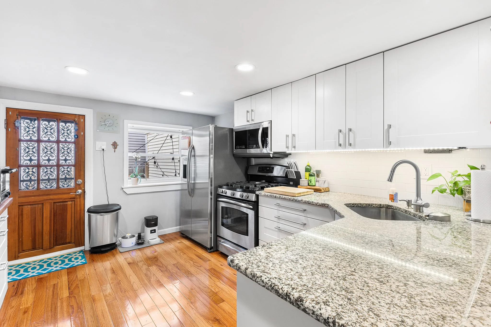 2625 Sepviva St Philadelphia, PA-010.jpg