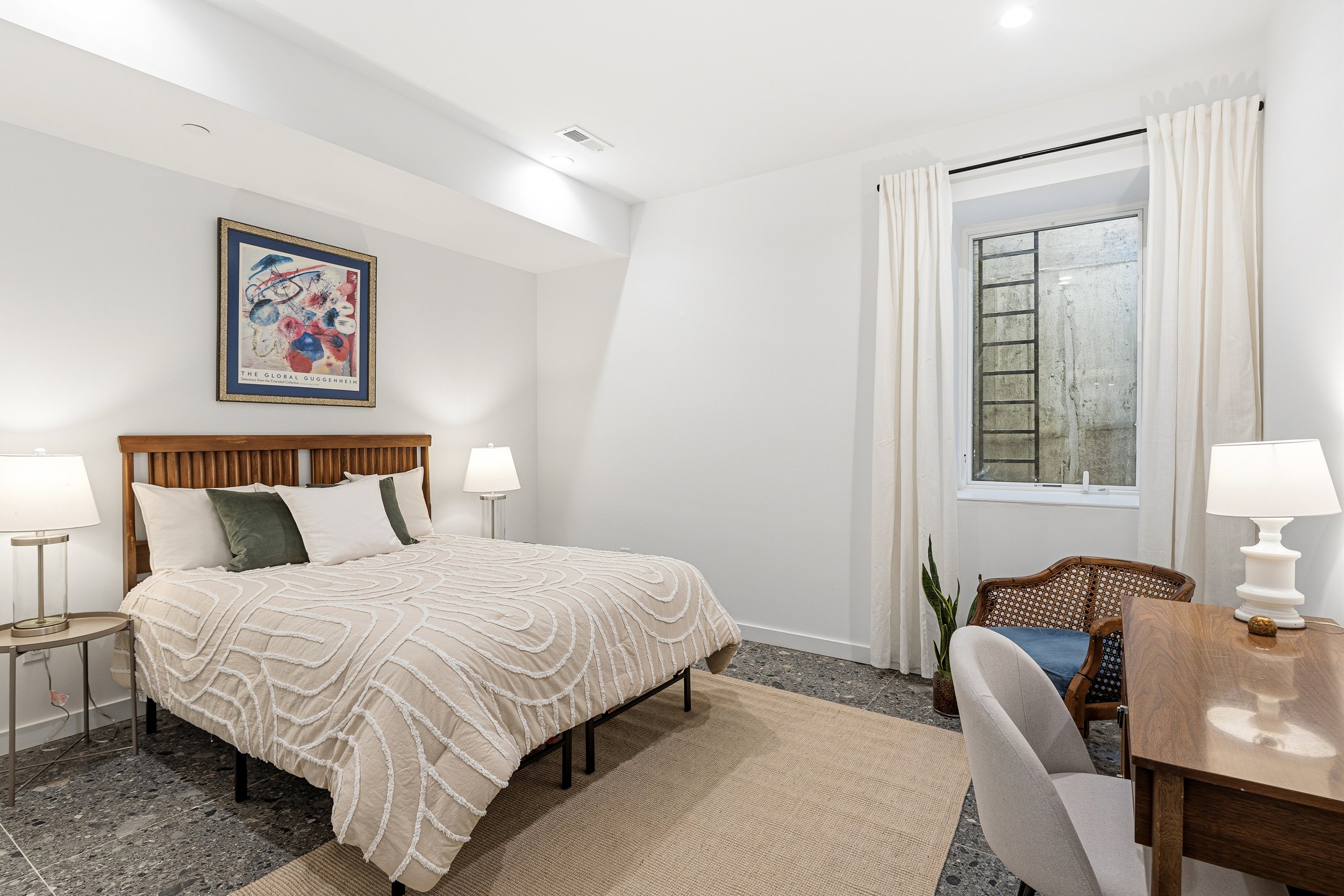 633 E Thompson St-Full-10.jpg