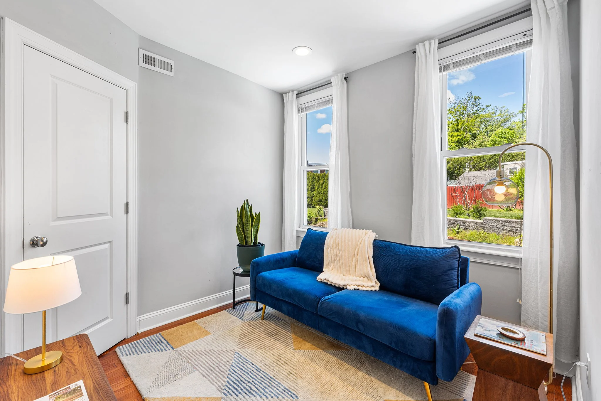 3573 Calumet St, Philadelphia PA-20.jpg