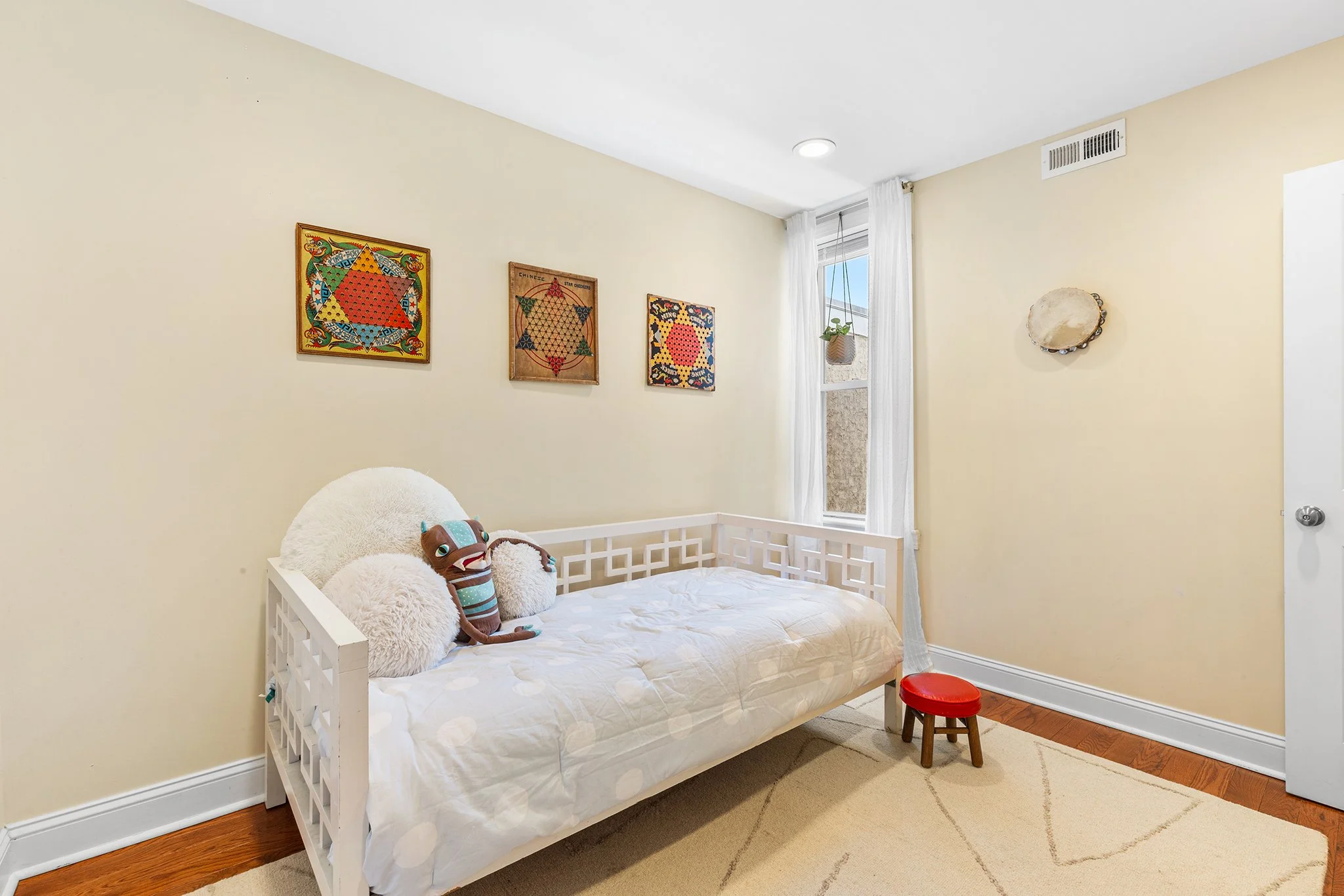 3573 Calumet St, Philadelphia PA-24.jpg