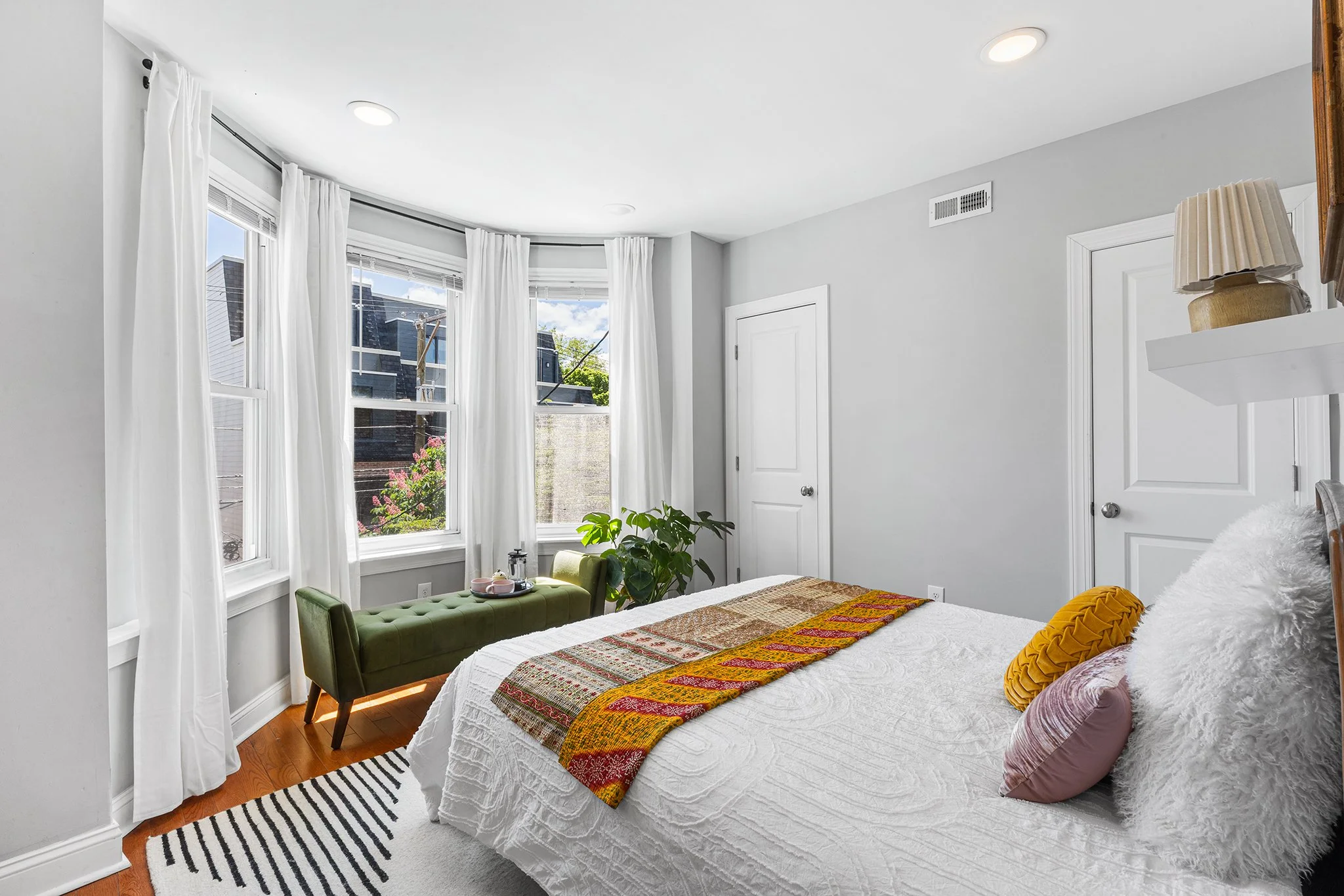 3573 Calumet St, Philadelphia PA-25.jpg