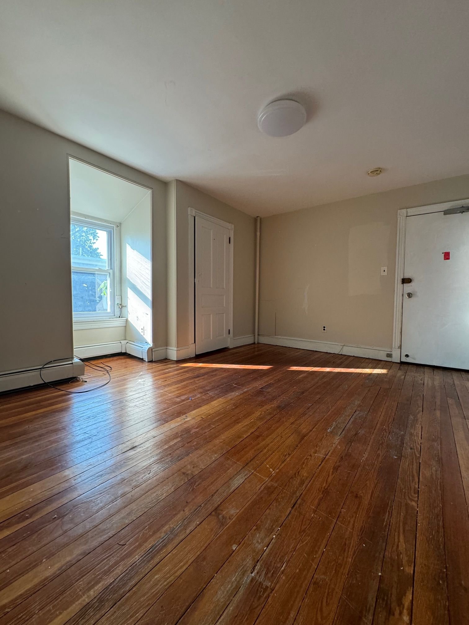 7300 Boyer Ave #F (2).jpg