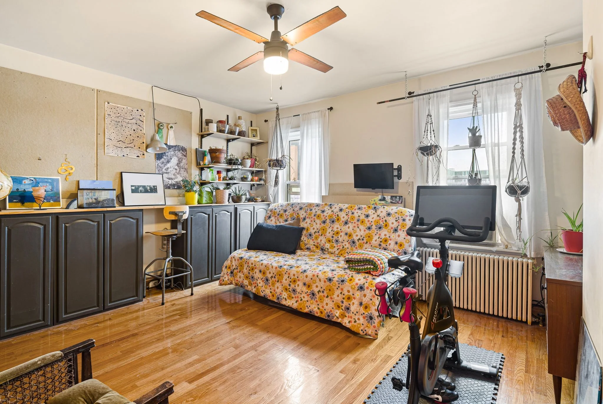 26_2210 E Lehigh Ave-Full-25.jpg