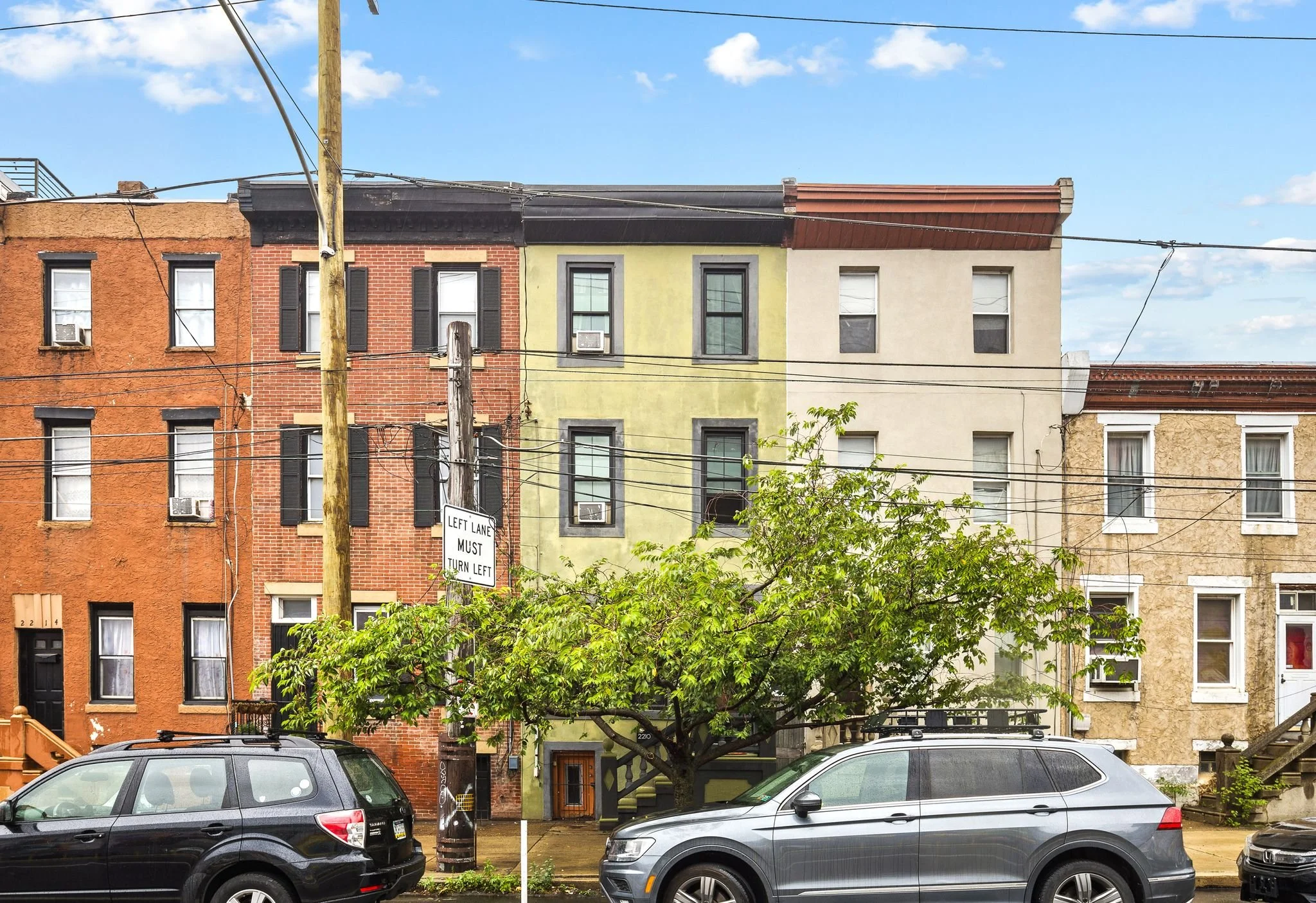 1_2210 E Lehigh Ave-Full-29.jpg