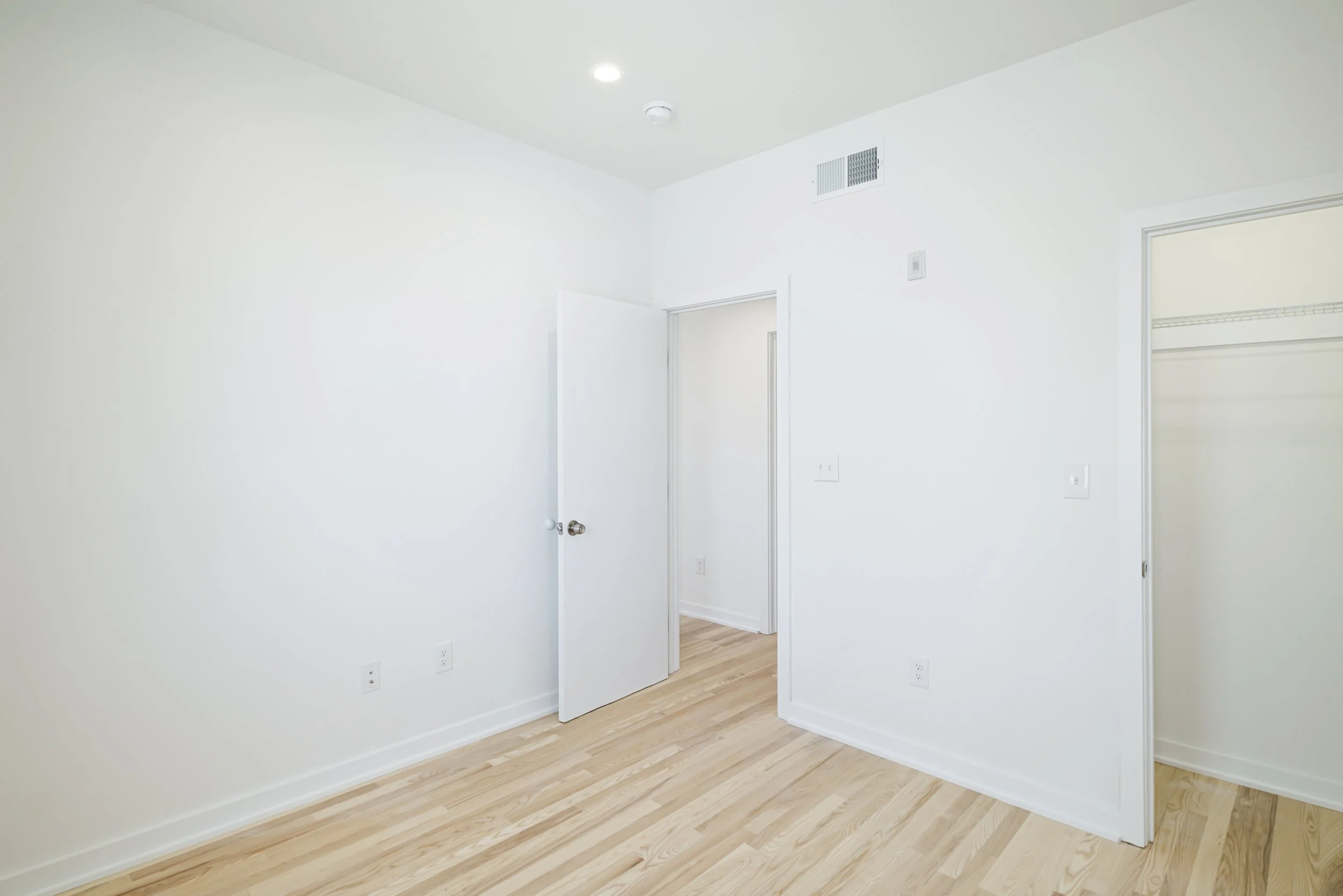 1841 E Harold St-MLS-44.jpg