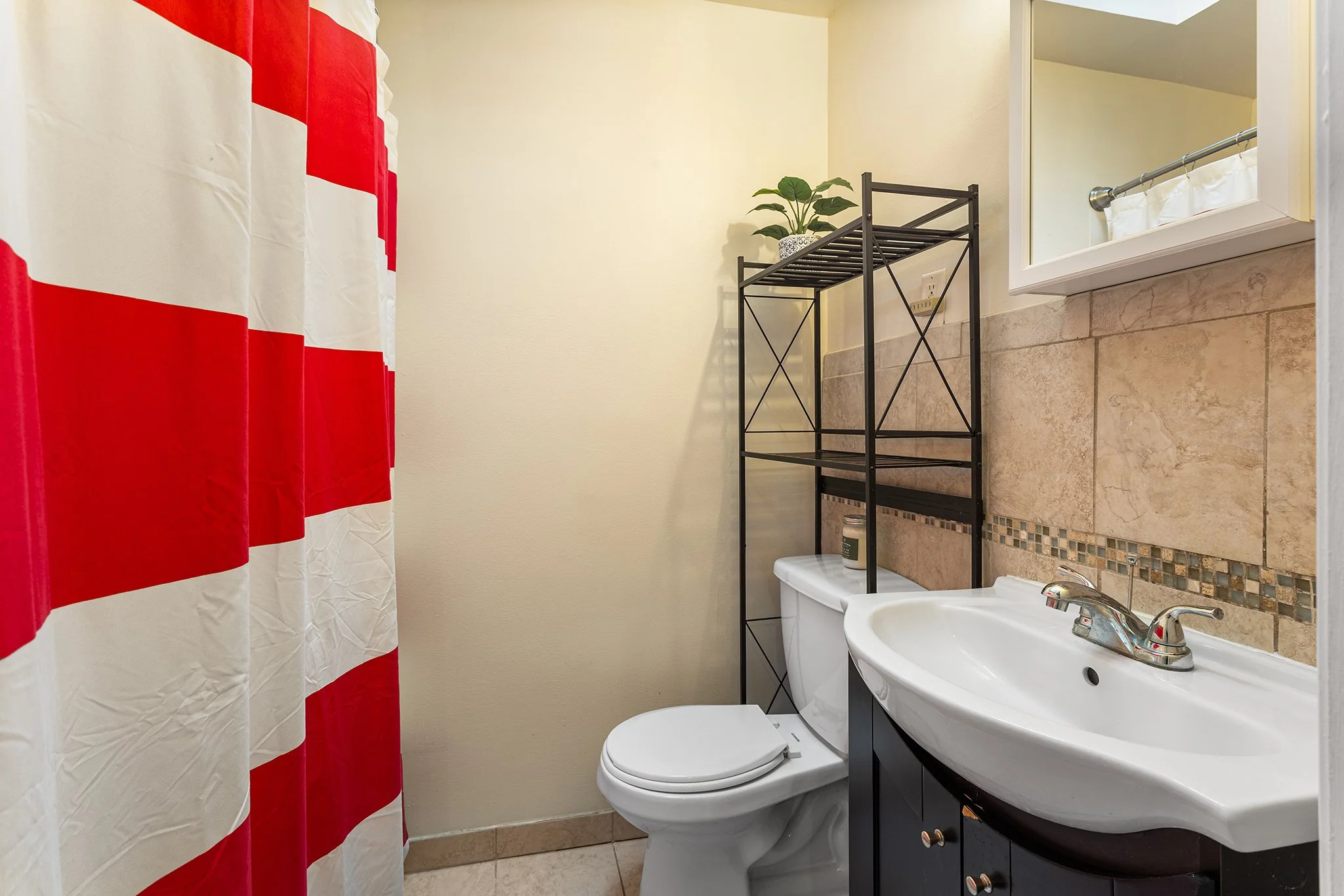1639 Ashurst Rd, Philadelphia, PA-19.jpg