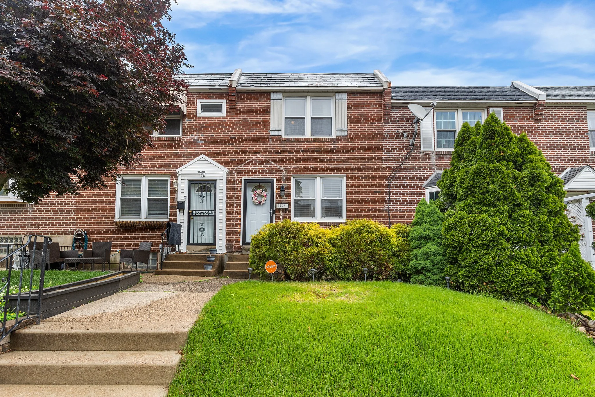 1639 Ashurst Rd, Philadelphia, PA-02.jpg