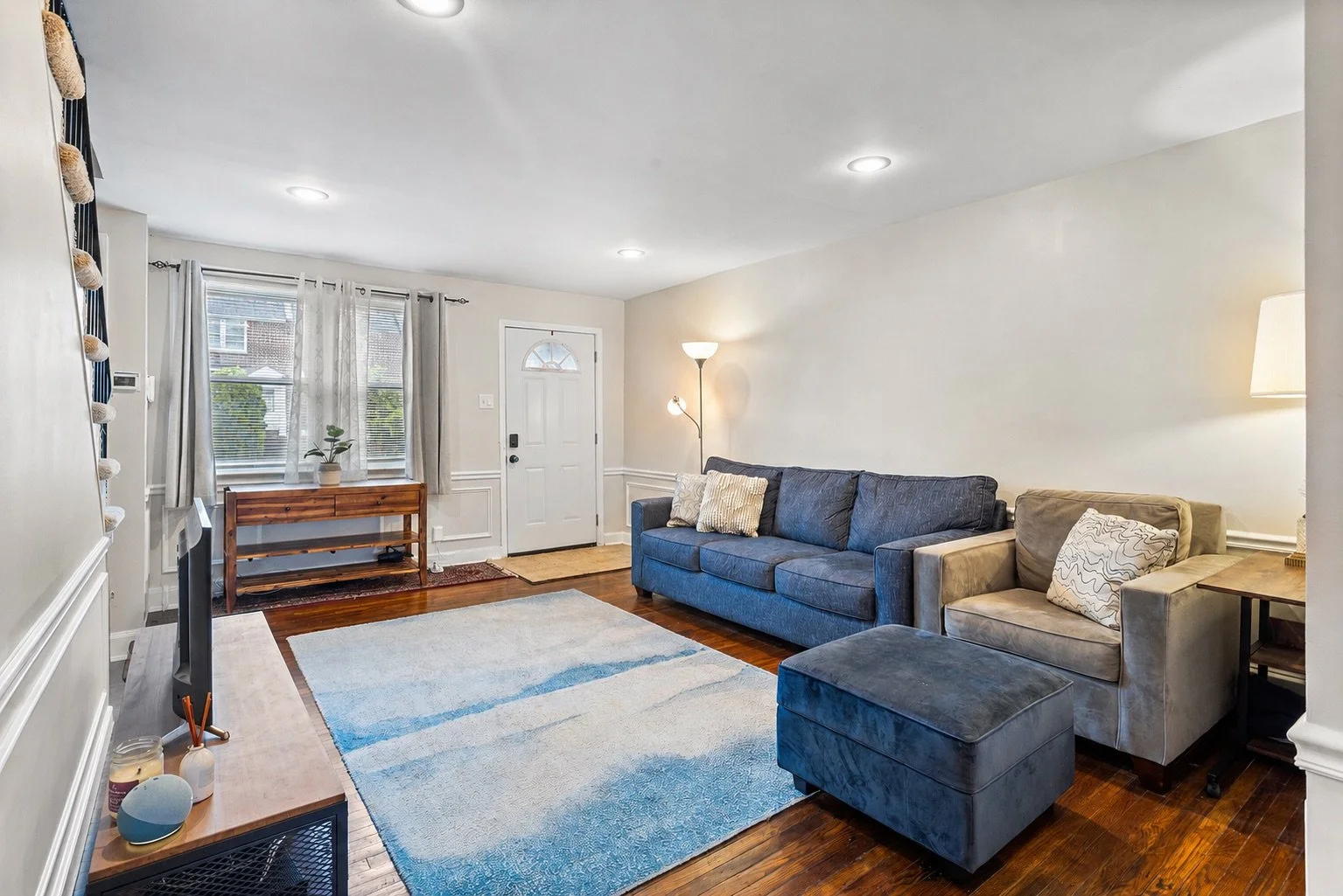 ✨COMING SOON! (Thurs 6/4) An absolute lovely Overbrook Park move-in ready home is waiting for you! It's nestled on a quiet tree lined street, cutie front yard for your garden or patio set up and garage and driveway parking for ease in the back. Easy 