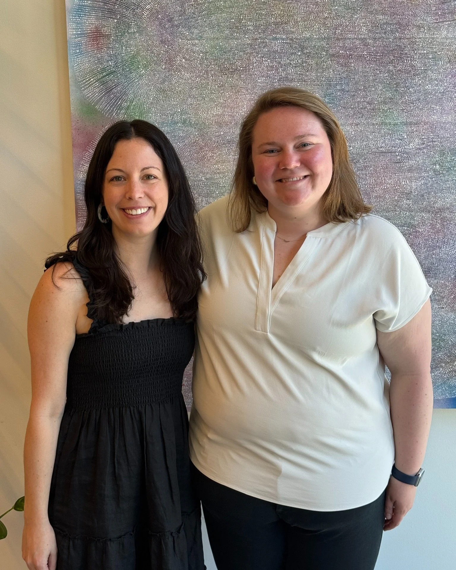 Happy homebuying to Verna! She actually got the bug while touring with friend Seiichi with PHG agent @k8mccann (they made it look that easy because it is!). Her job was extended so she know she had reason to stick around and plant some roots! Verna w