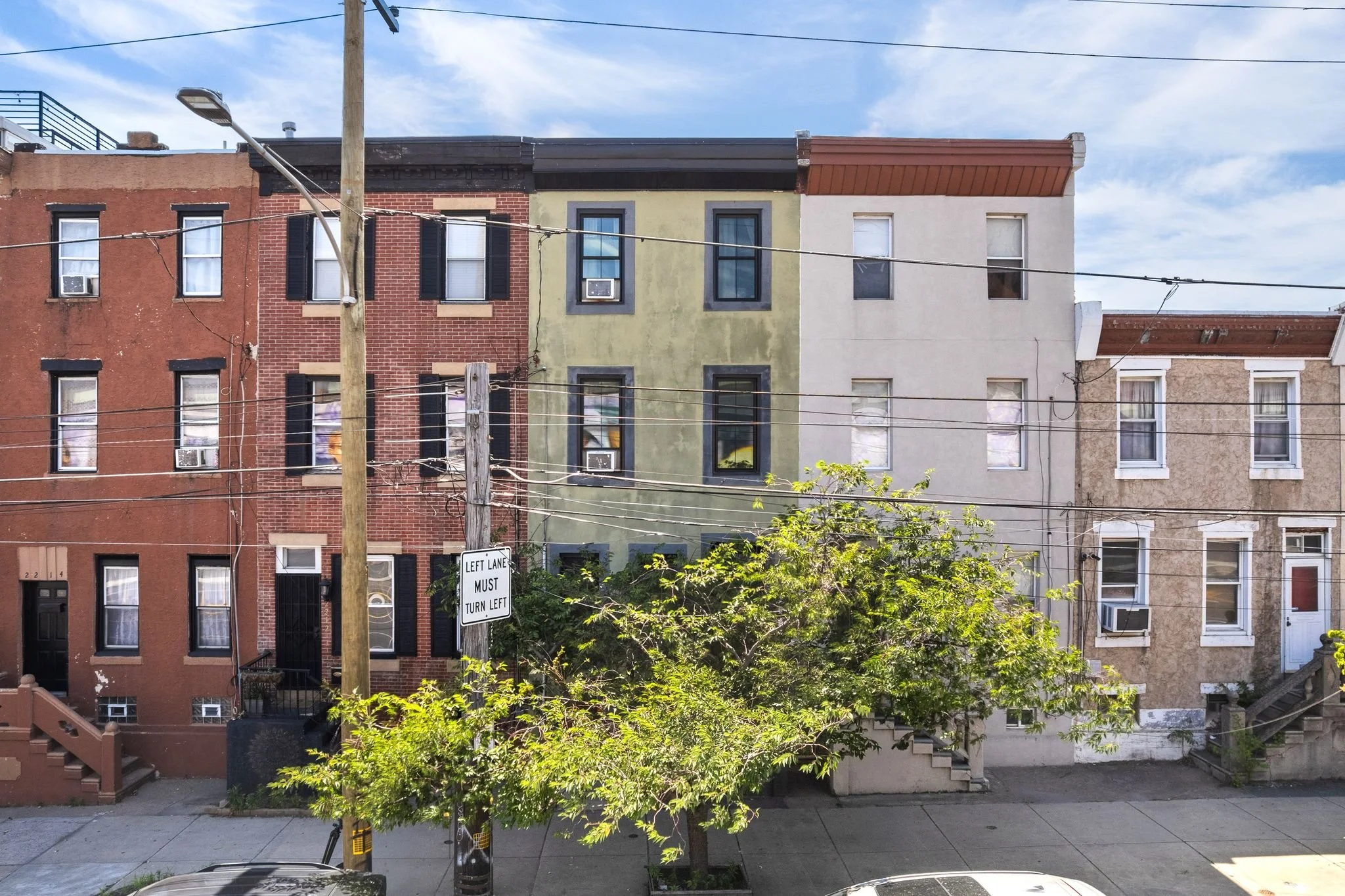 1_625 E Woodlawn St-Exterior-5.jpg