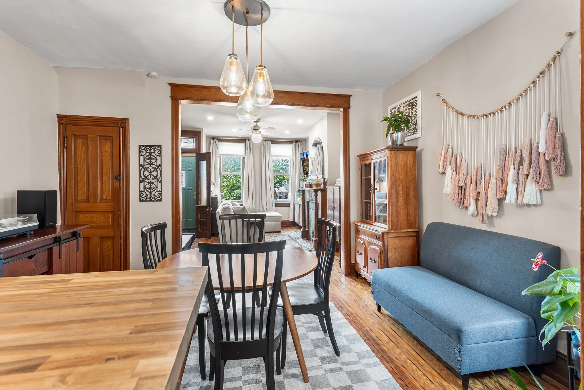 3137 Edgemont St, Philadelphia, PA-10.jpg