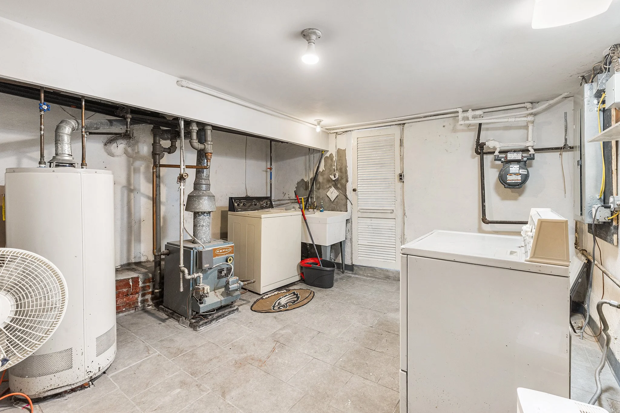 345 W Mount Pleasant Ave-017.jpg