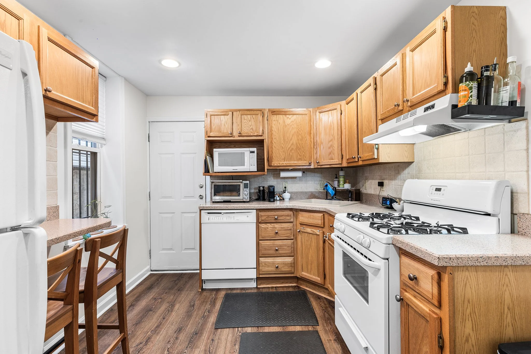 2420 Kimball St Philadelphia PA-11.jpg