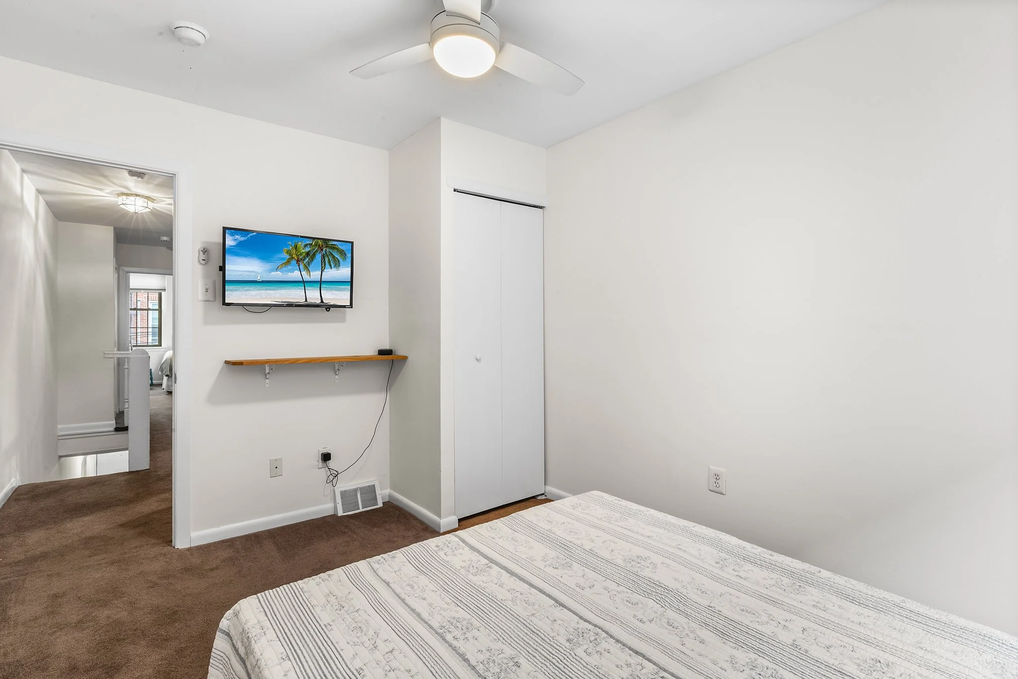 2420 Kimball St Philadelphia PA-16.jpg