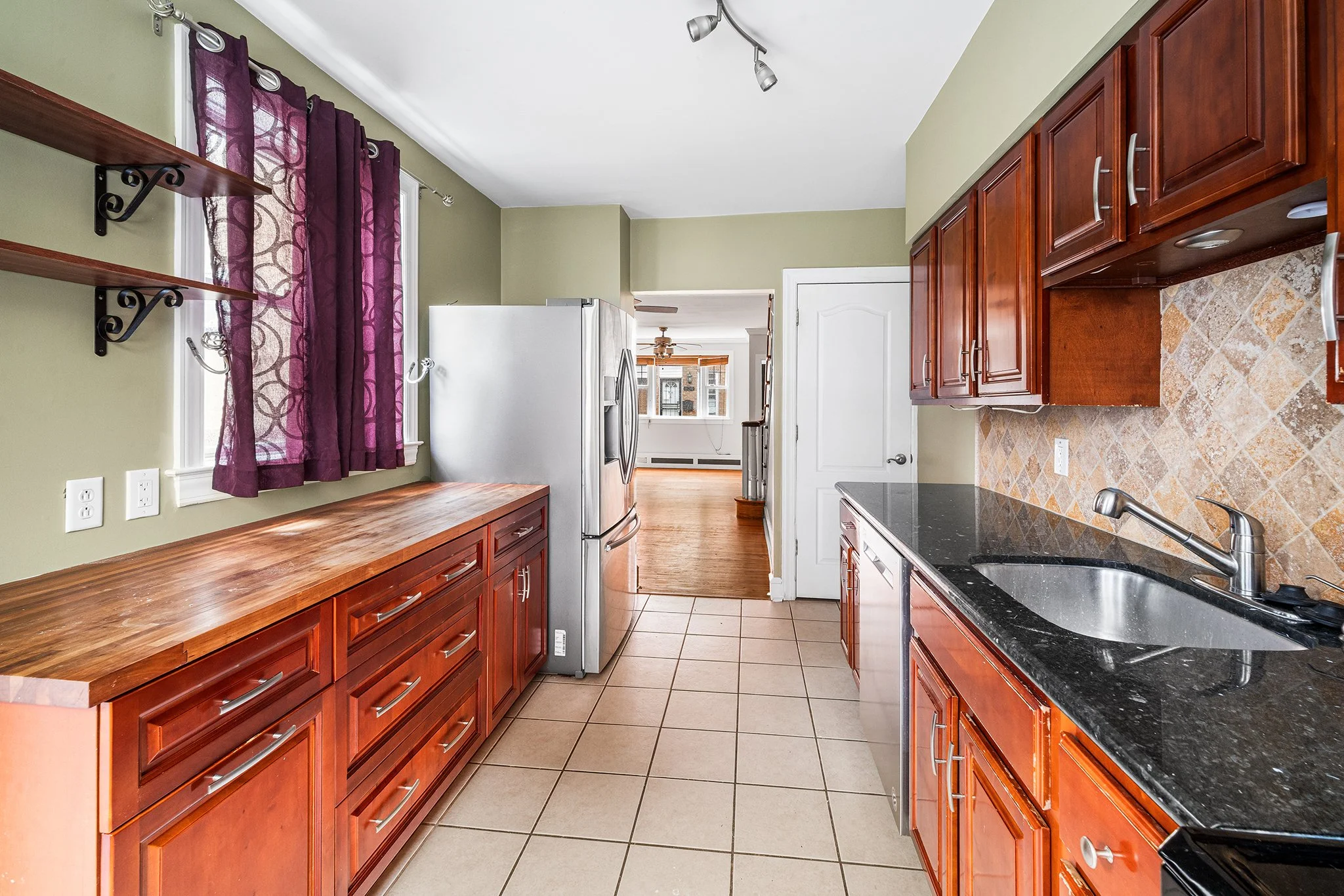 623 Gerritt St, Philadelphia, PA-13.jpg