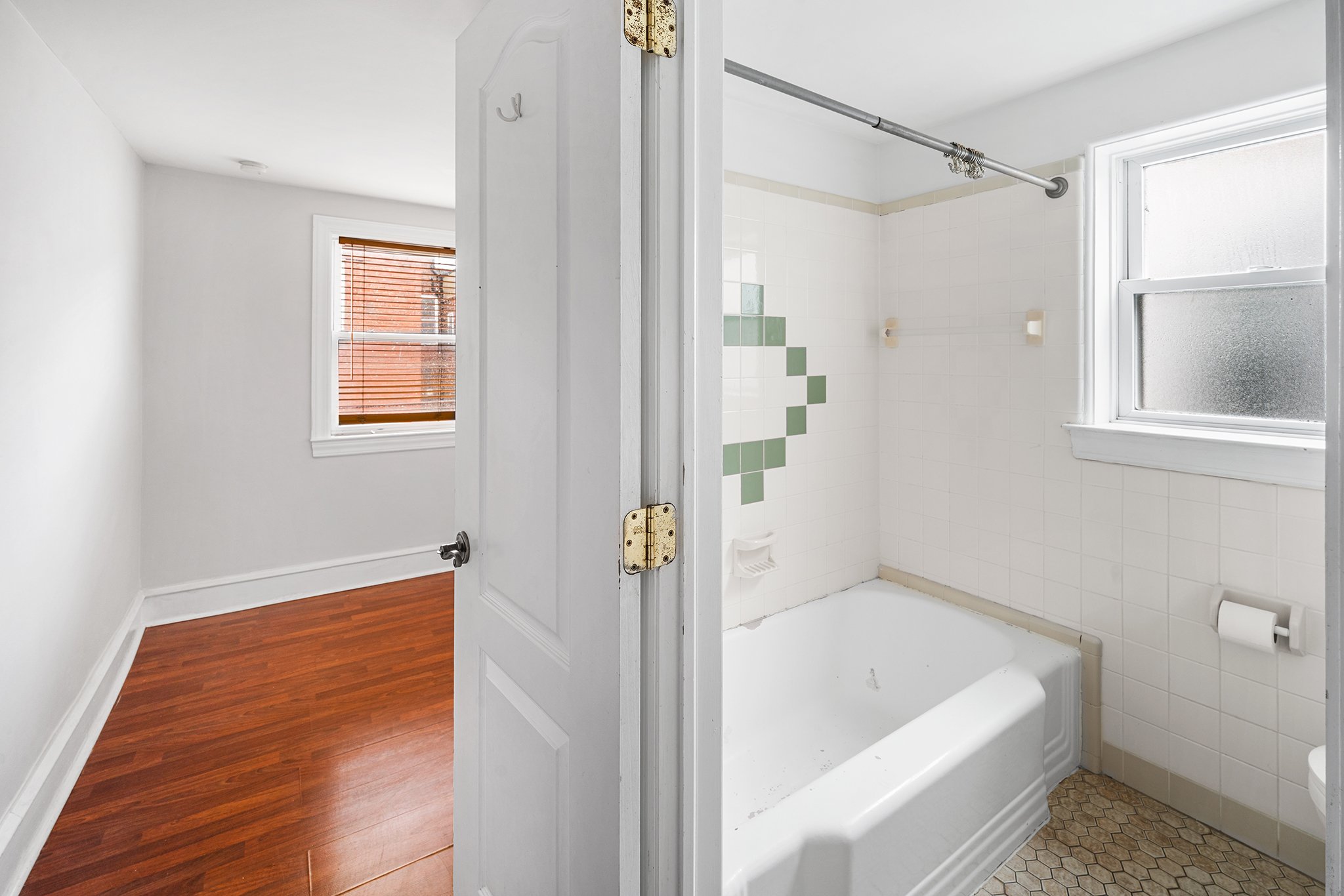 623 Gerritt St, Philadelphia, PA-19.jpg