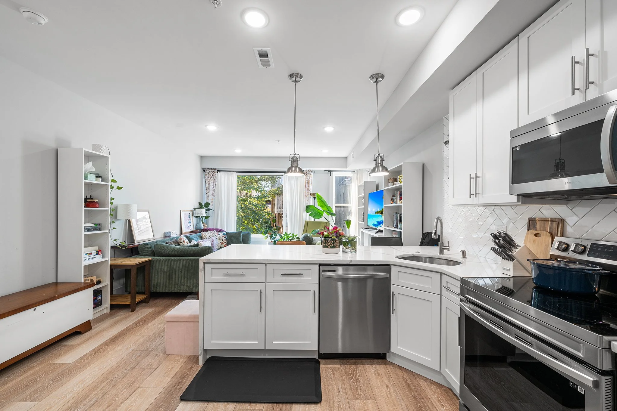 1924 N 6th St-13.jpg