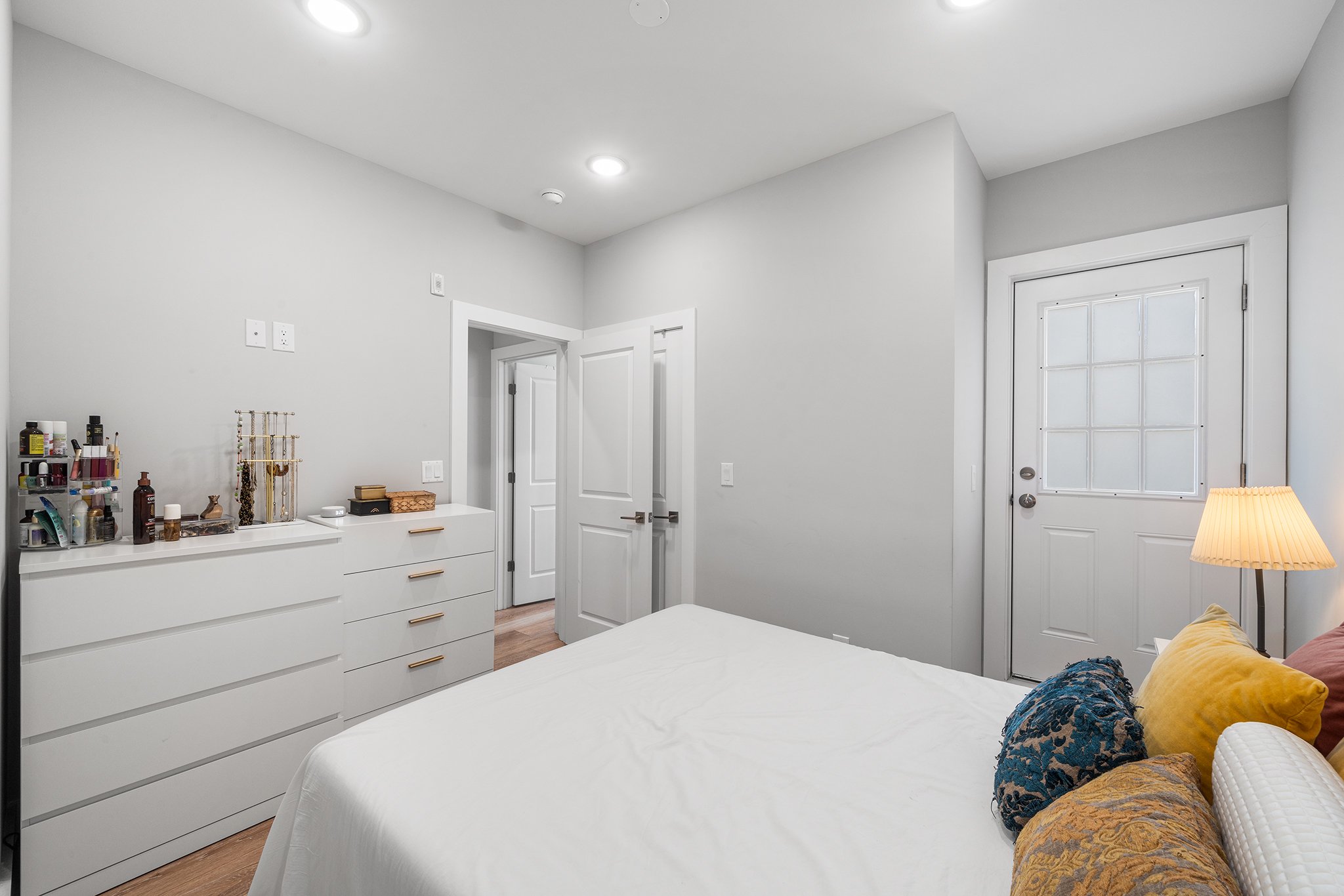 1924 N 6th St-19.jpg