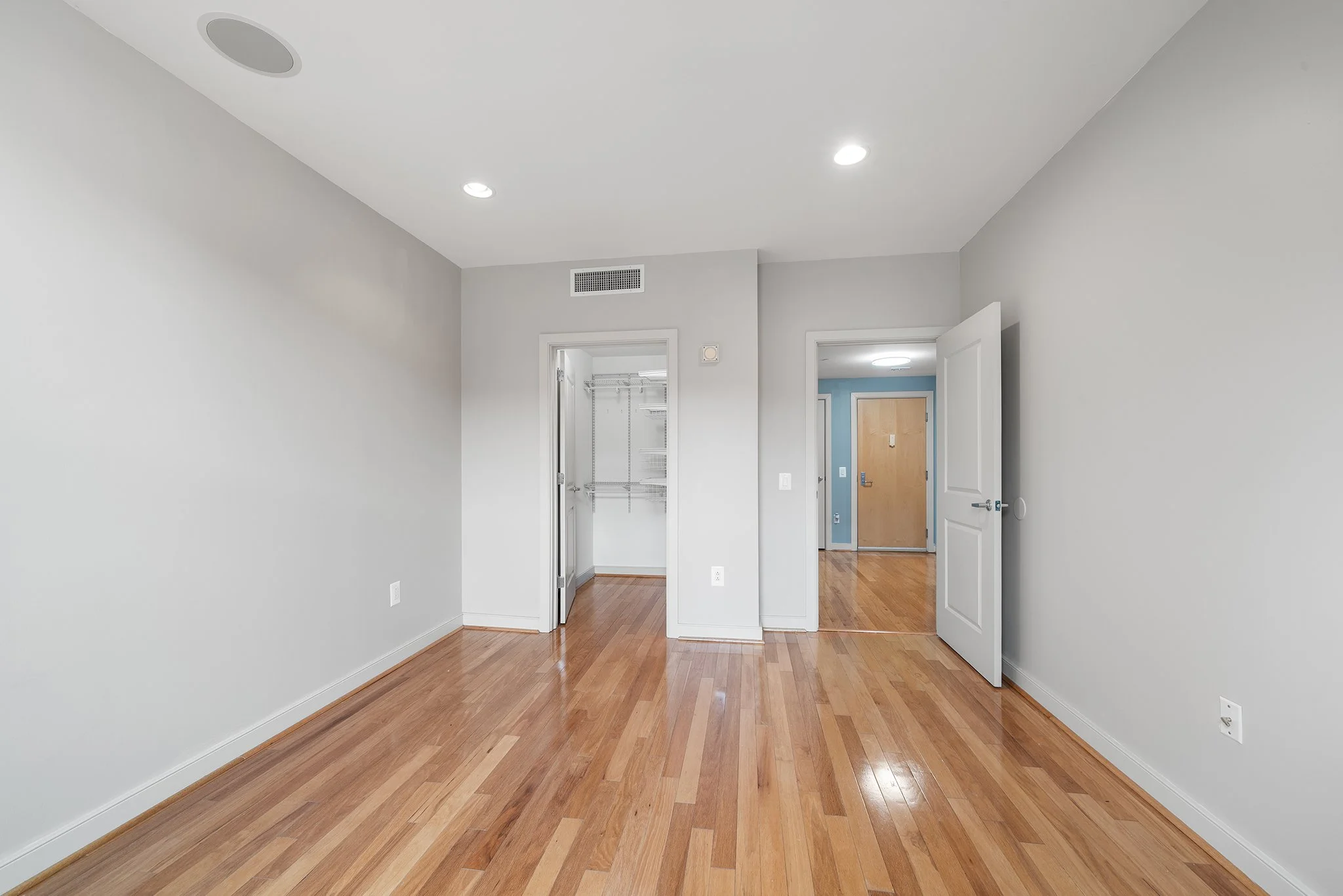 111 S 15th St #2008, Philadelphia, PA-26.jpg