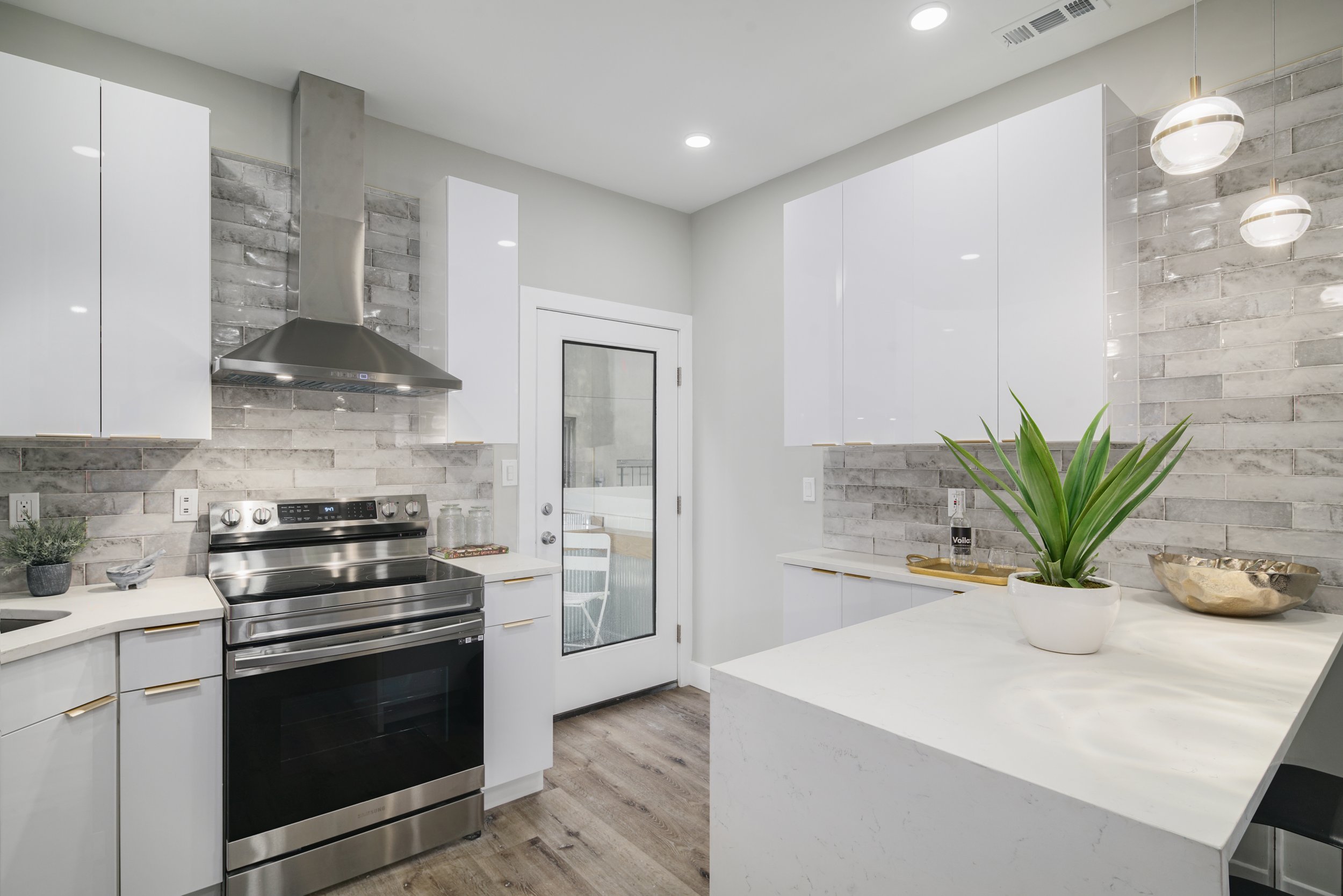 1006 S Fairhill St-MLS-10.jpg