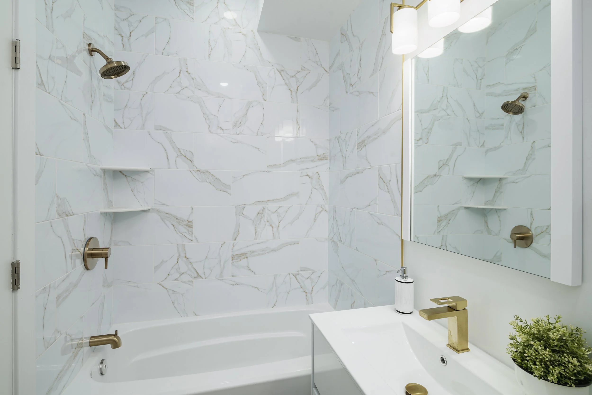 1006 S Fairhill St-MLS-16.jpg