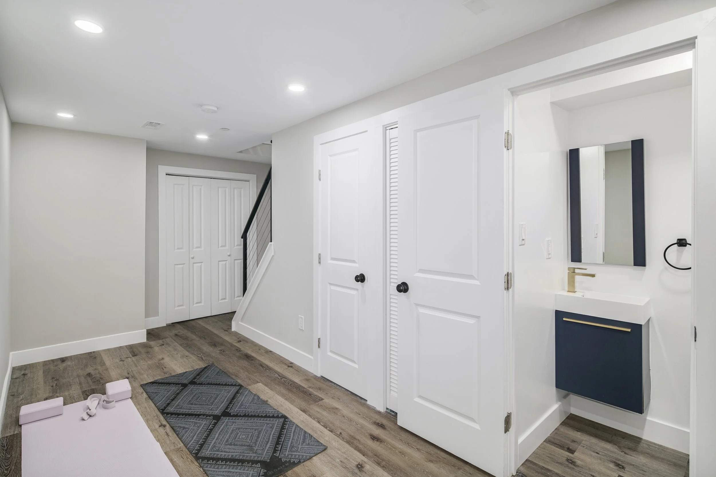 1006 S Fairhill St-MLS-2.jpg