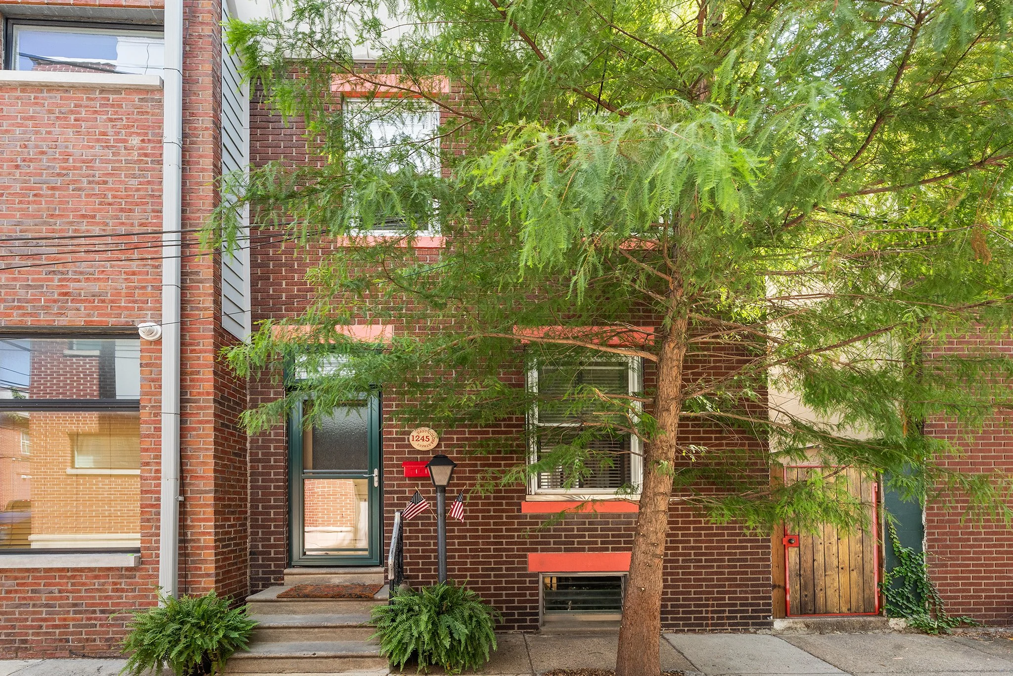 1245 E Colona Street-02.jpg