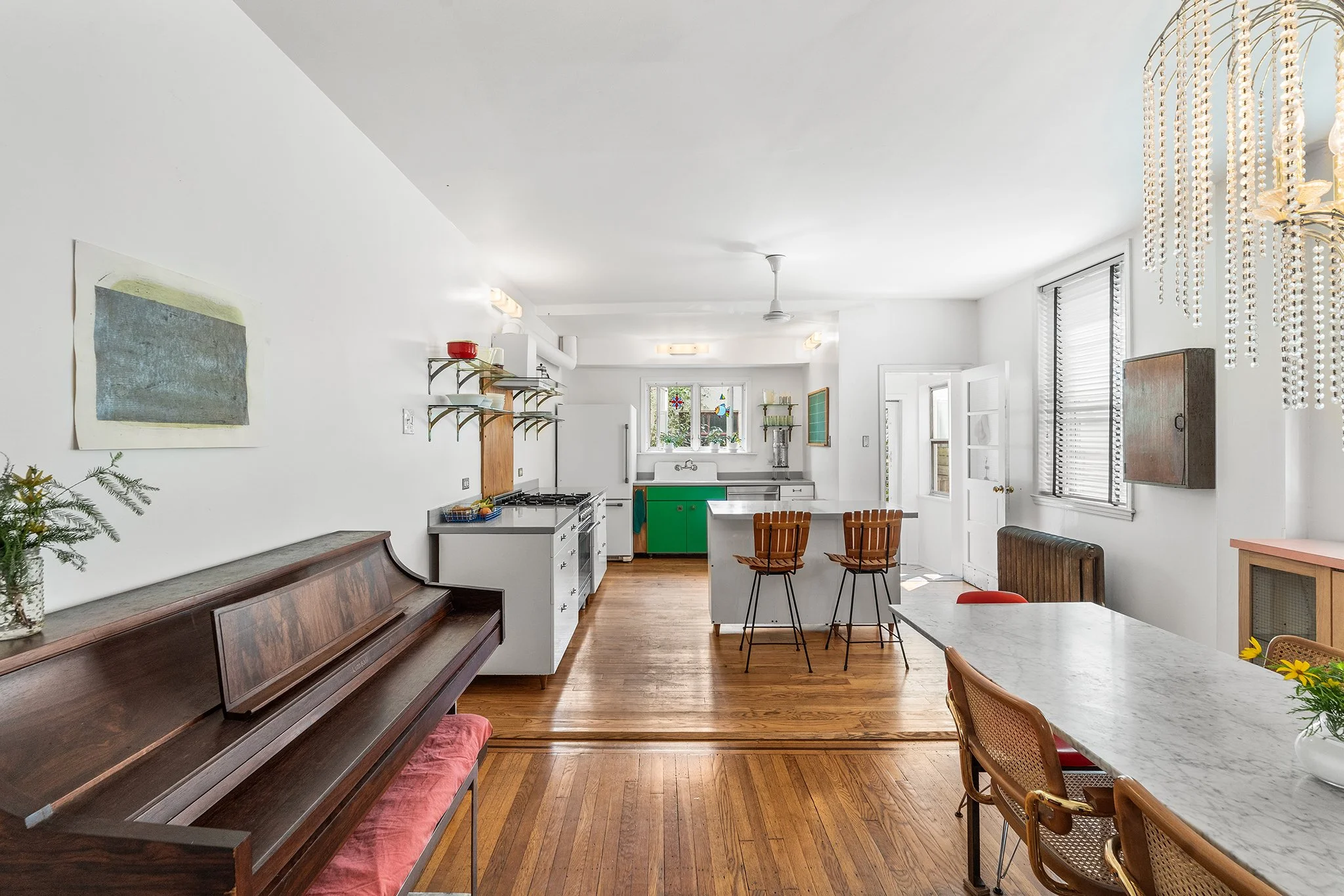 1245 E Colona Street-09.jpg