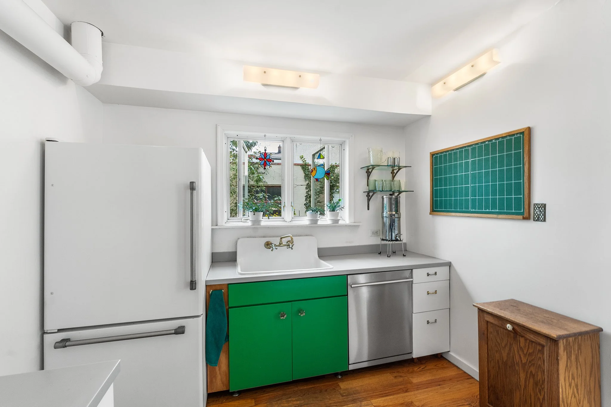 1245 E Colona Street-14.jpg