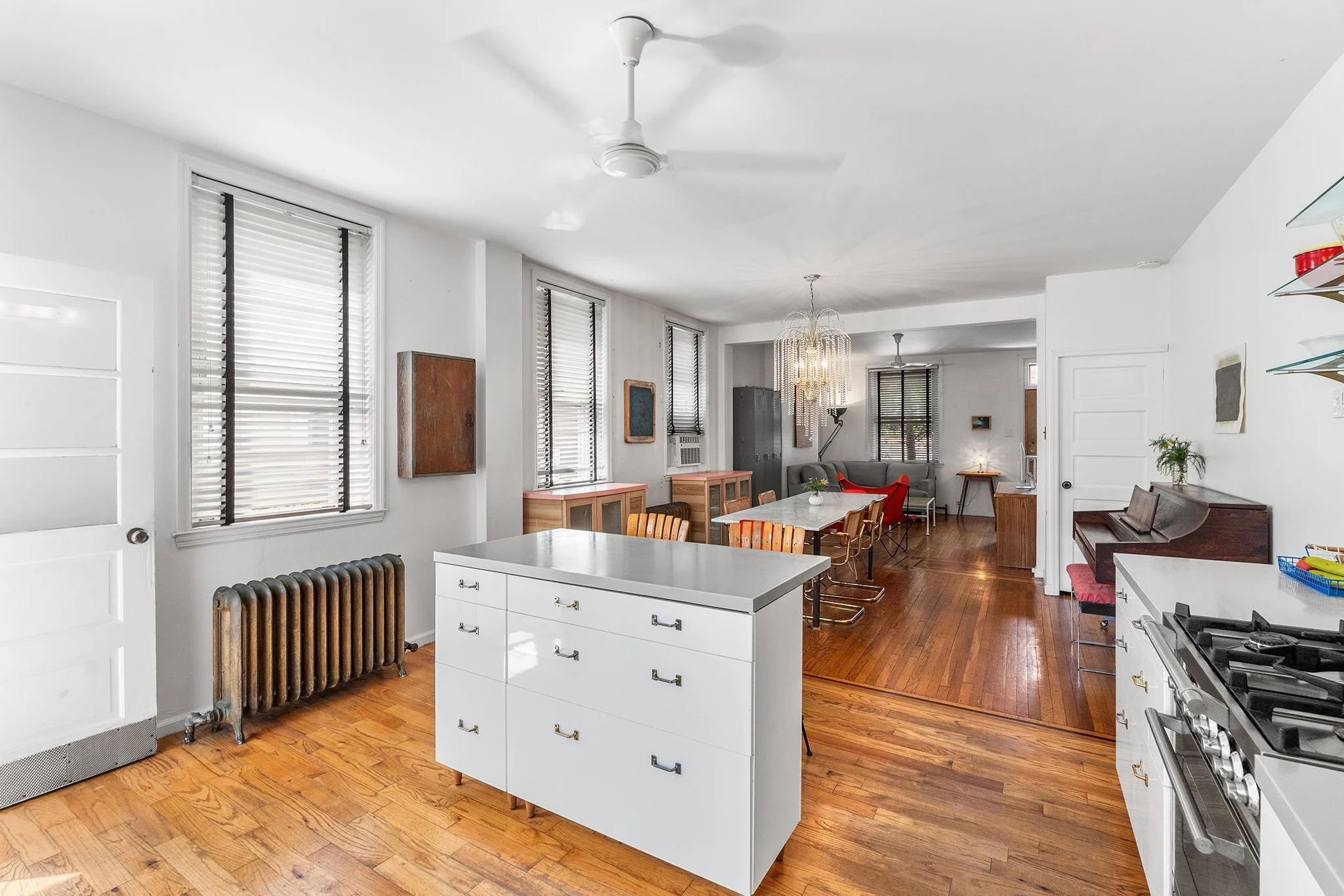 1245 E Colona Street-16.jpg