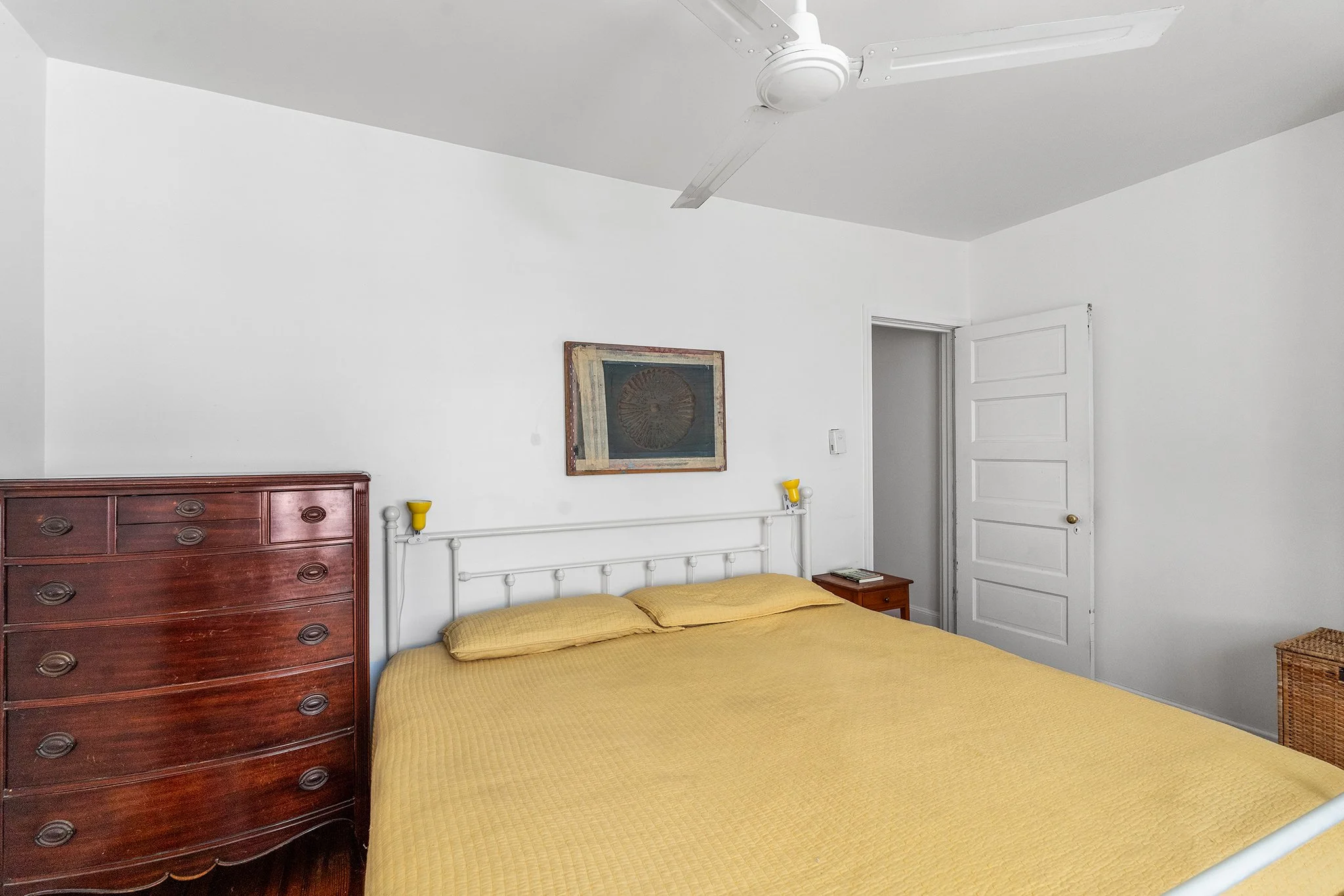 1245 E Colona Street-19.jpg
