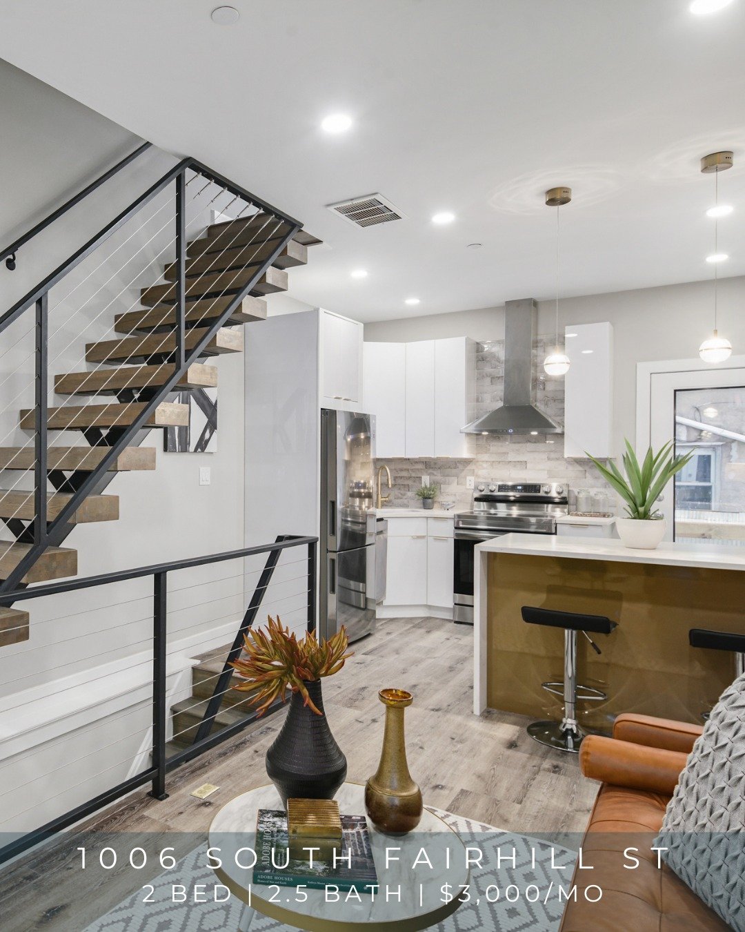 These South Philly rentals 💅

1513 E Moyamensing Ave 
4 🛏️ | 2 🛁
$2,400
@allisonfegel 
💕: This Pennsport cutie has a 9/1 lease start. There's an enclosed front porch, 4 large bedrooms and a big basement with a full bath and laundry room. Easily w
