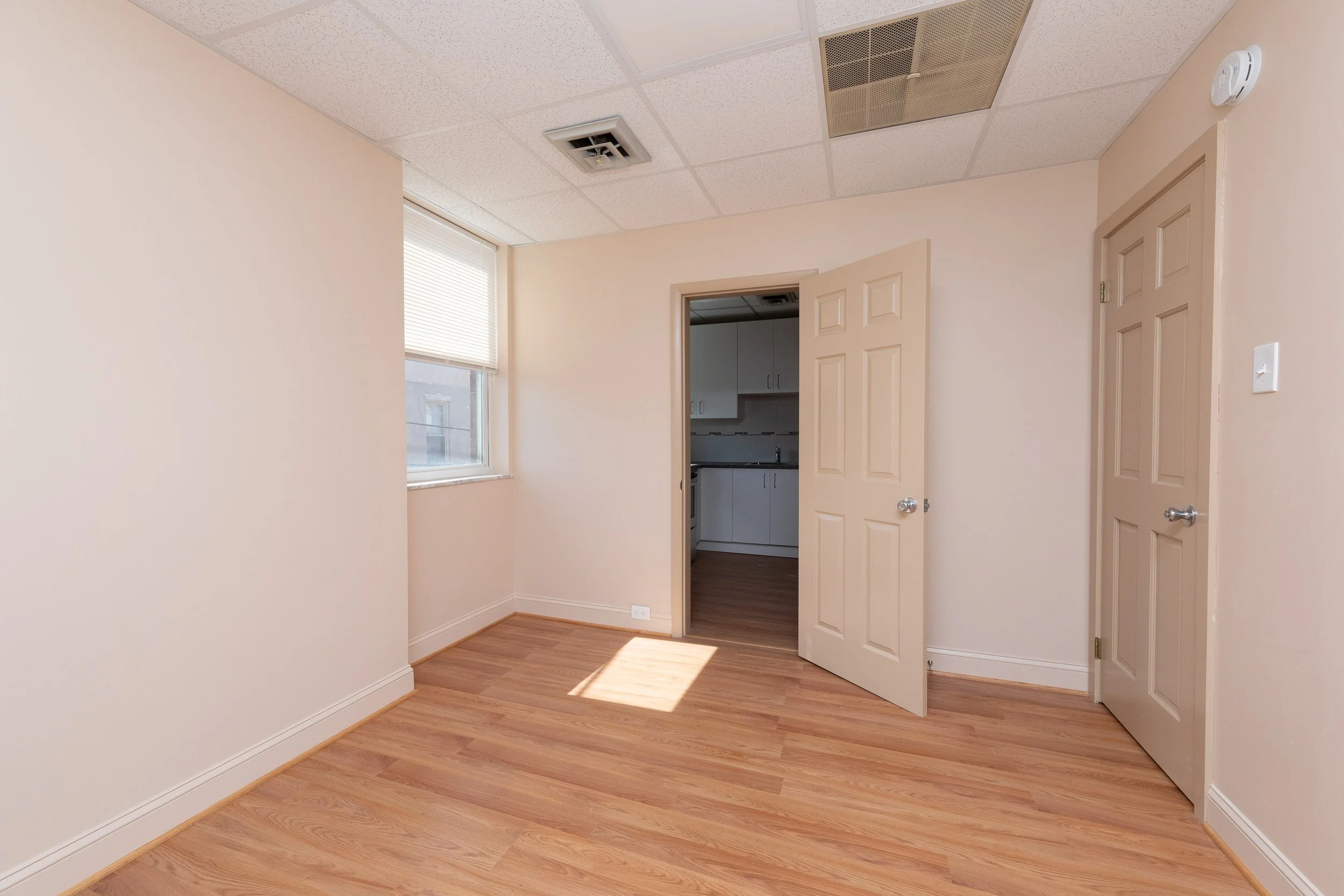 1317 Wolf St-005.jpg
