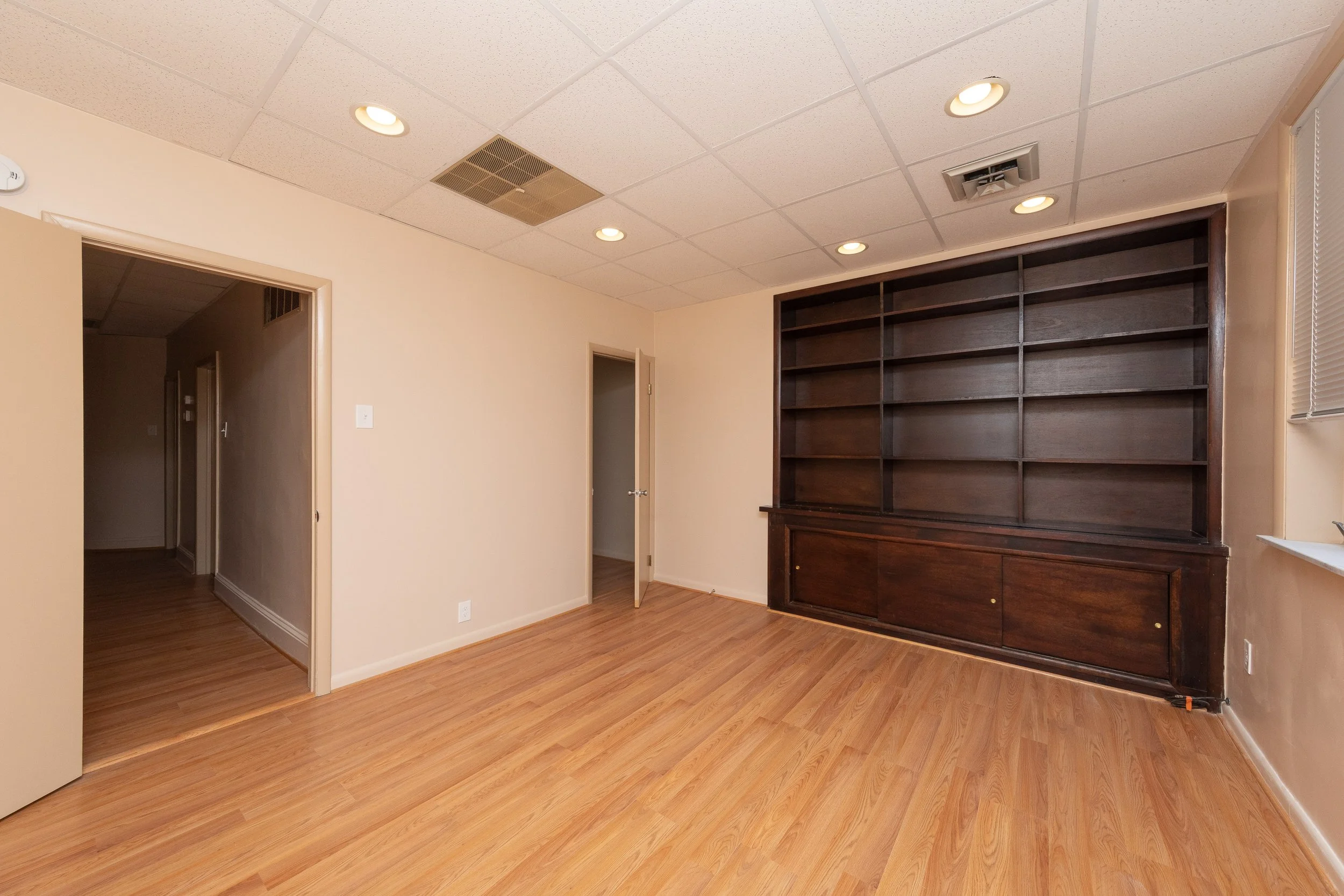 1317 Wolf St-012.jpg
