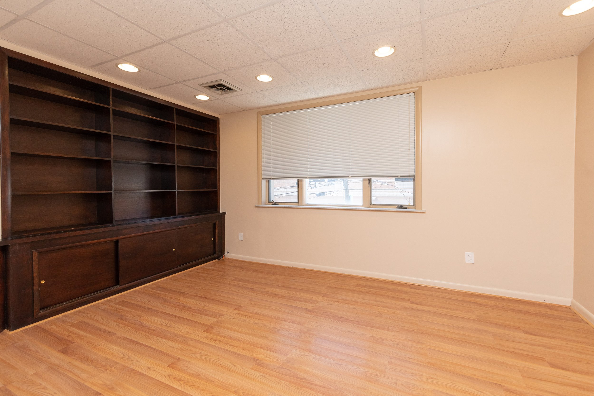 1317 Wolf St-013.jpg