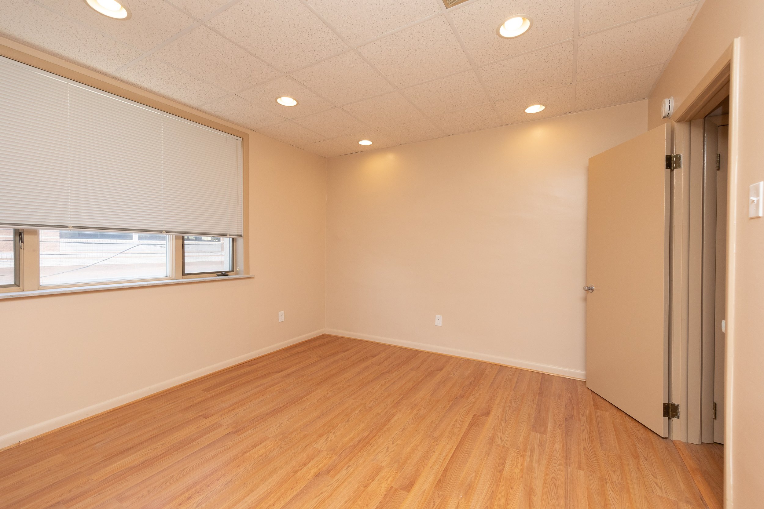 1317 Wolf St-014.jpg