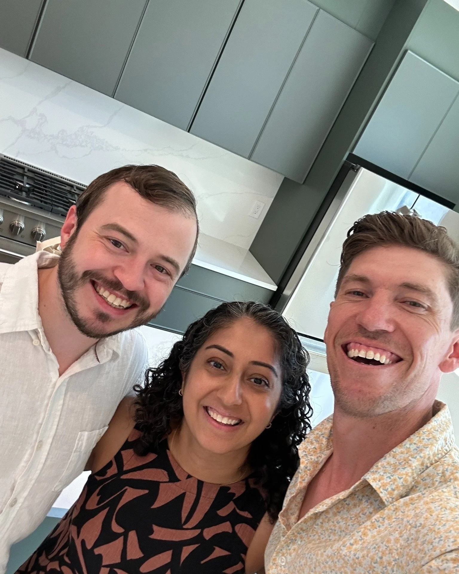 Happy one month Anniversary to Isha and Alex! Philly isn't new territory for them as they lived here before school. New jobs in the area had them happily relocating back to Philadelphia and they teamed up with PHG agent @petiembrooks to find the perf