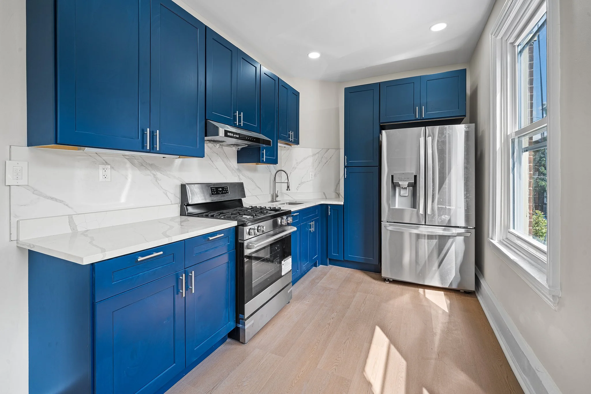 775 S 8th St, Philadelphia, PA-10.jpg