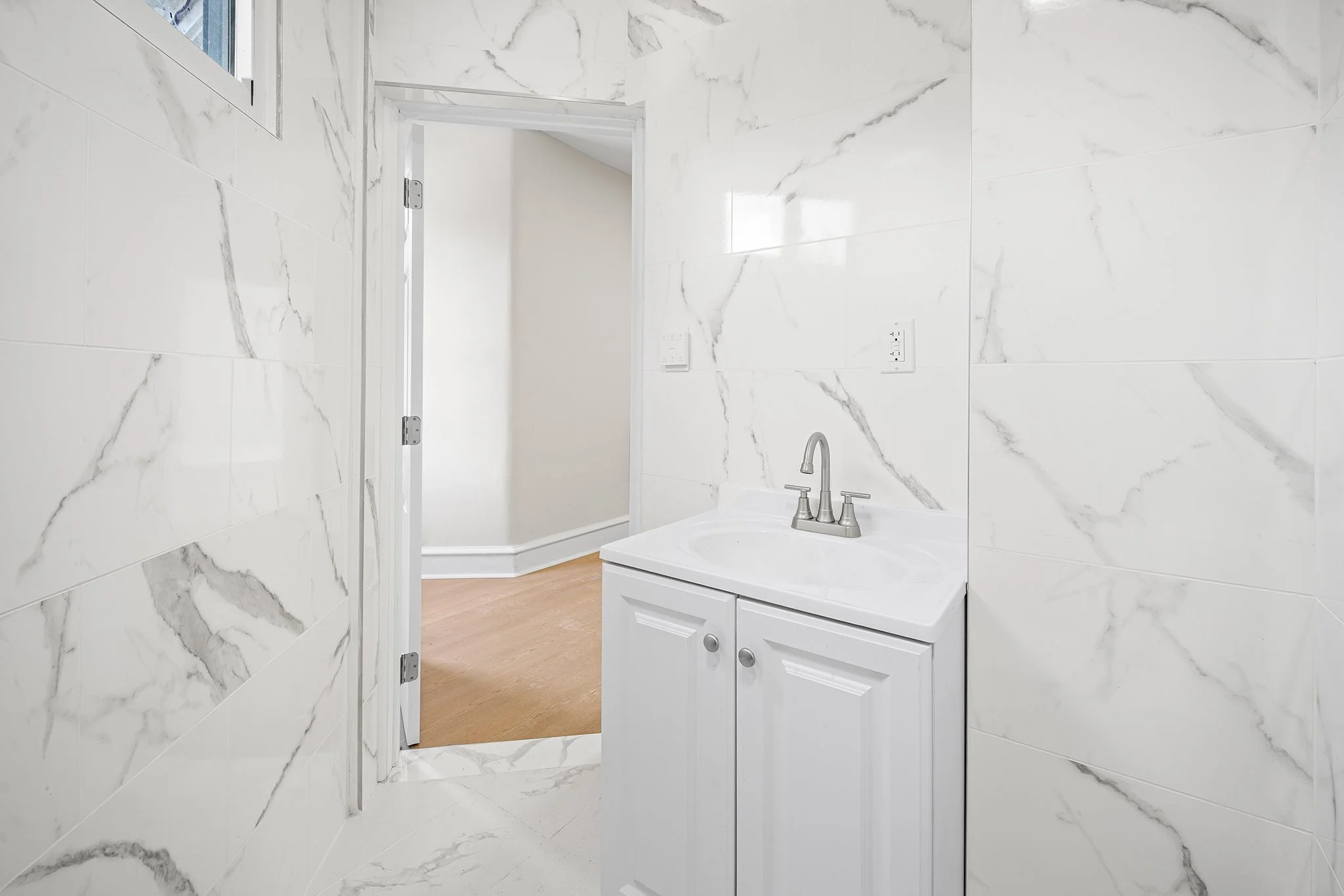775 S 8th St, Philadelphia, PA-19.jpg