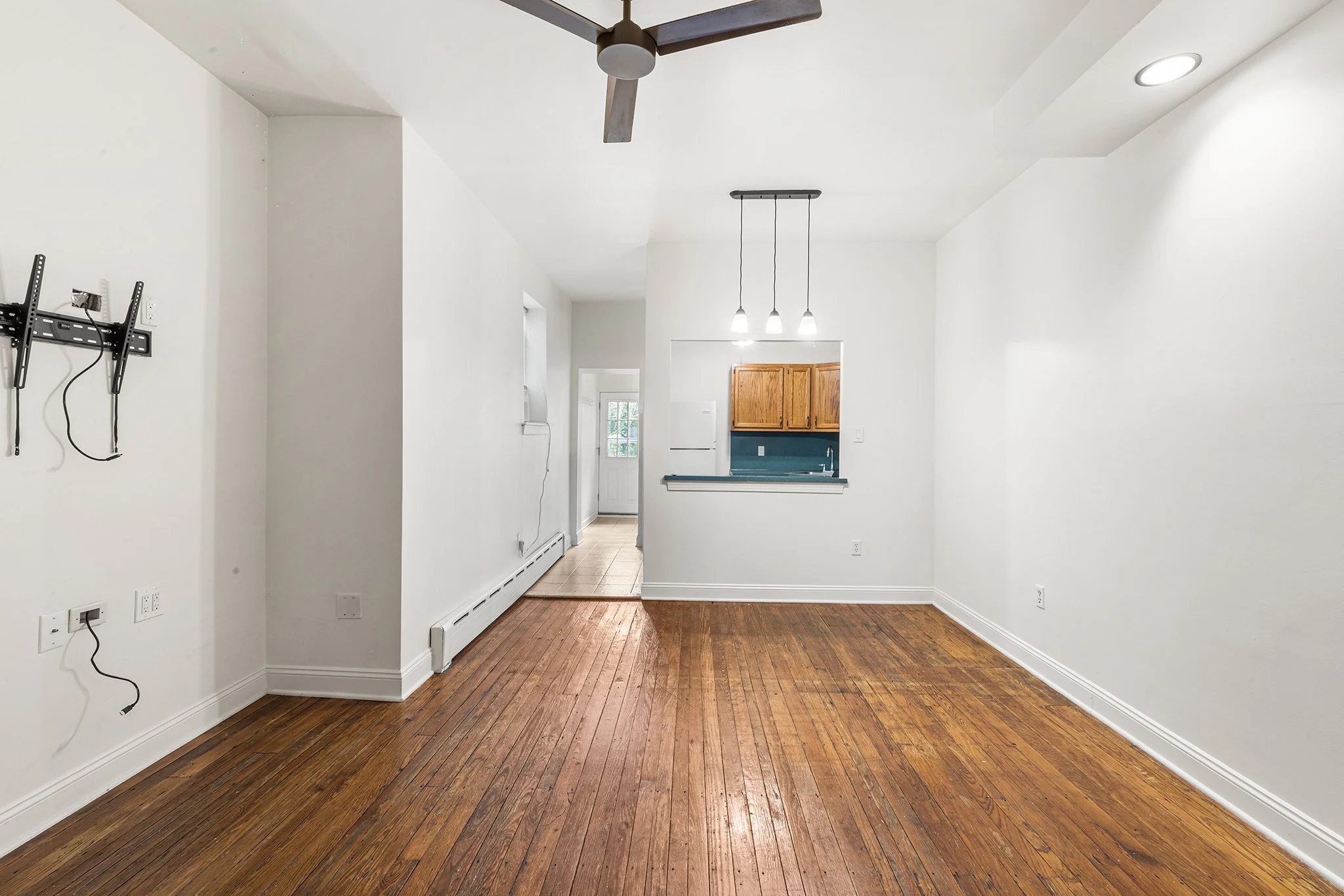 2119 S 13th St, Philadelphia, PA-12.jpg