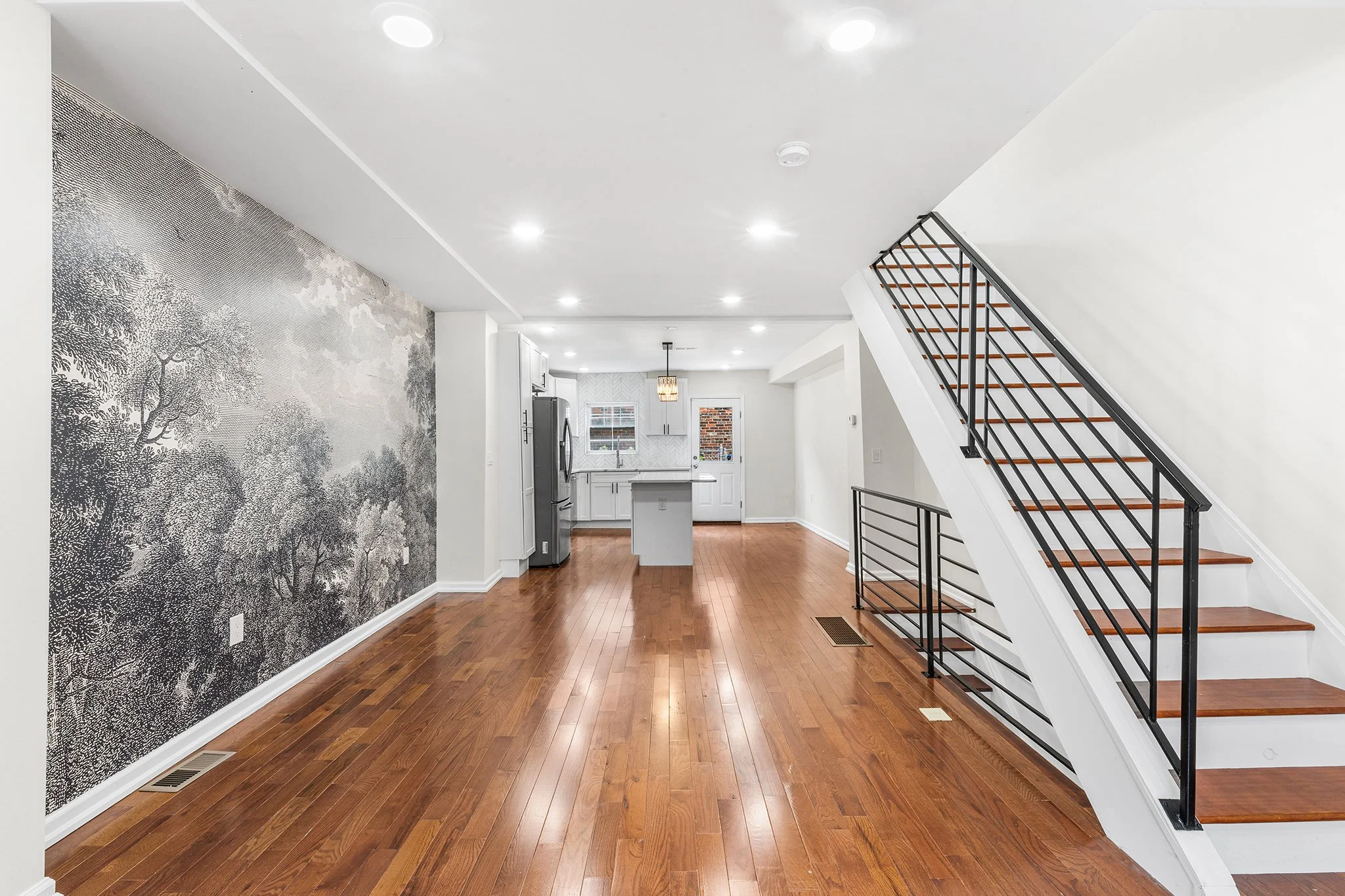 2921 Almond St, Phildelphia, PA-07.jpg