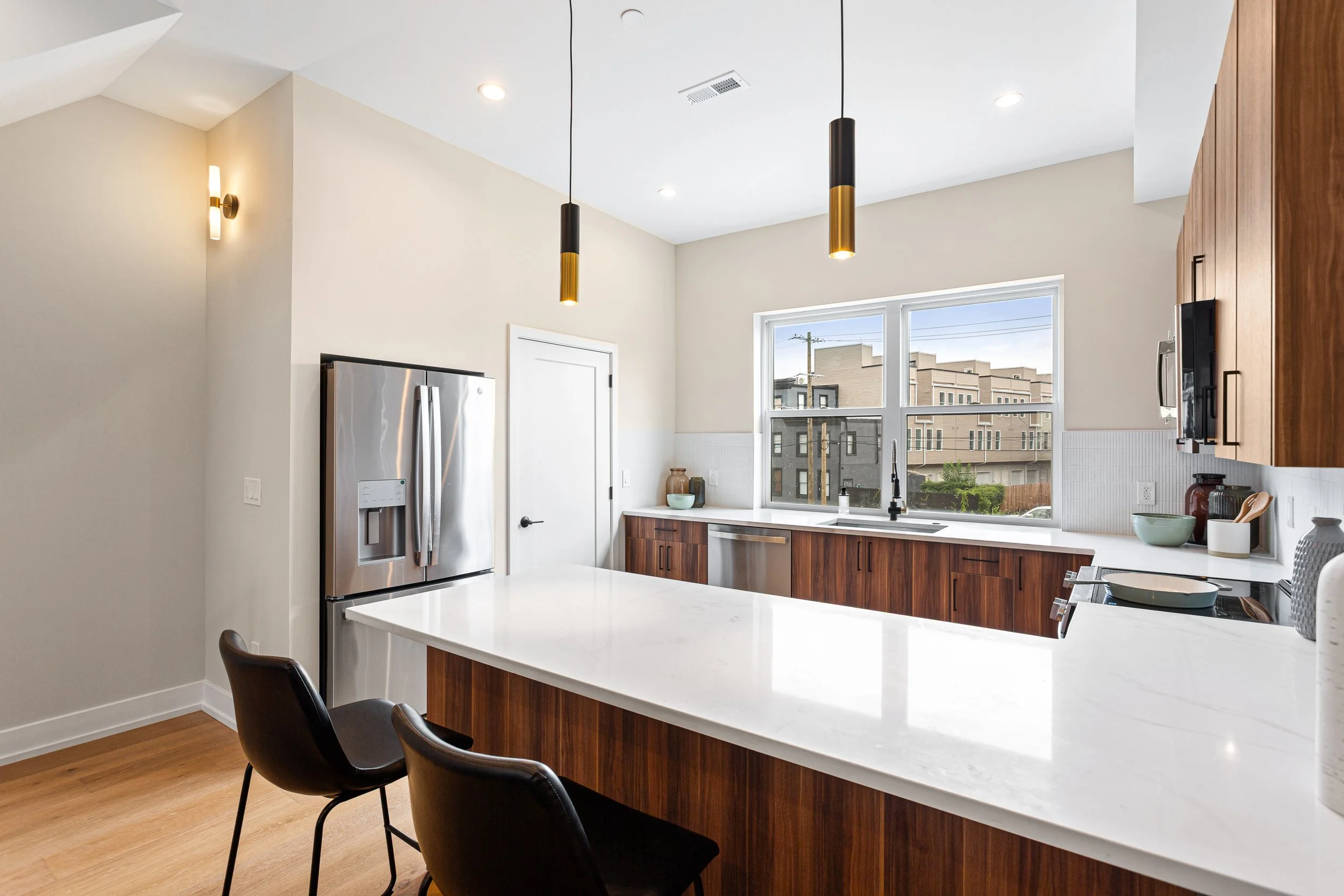 3843 Ridge Ave-Full-3.jpg